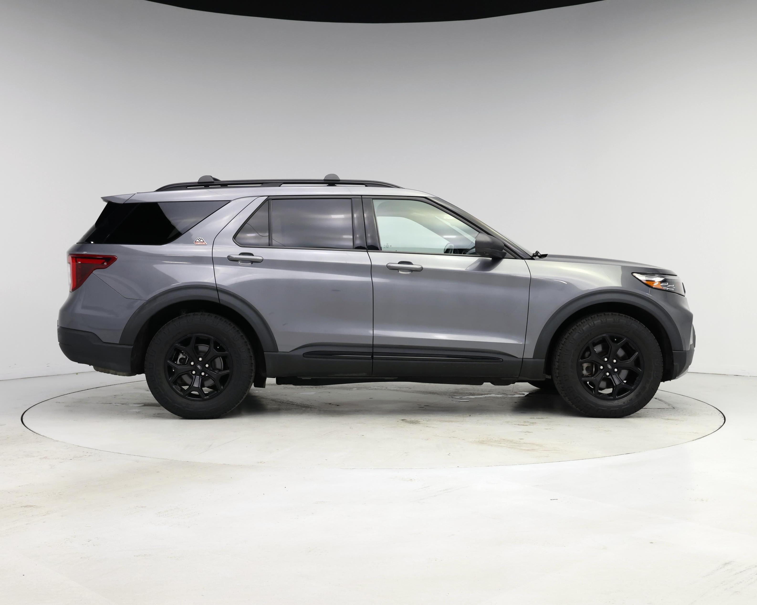 Thumbnail: 2021 Ford Explorer - 7