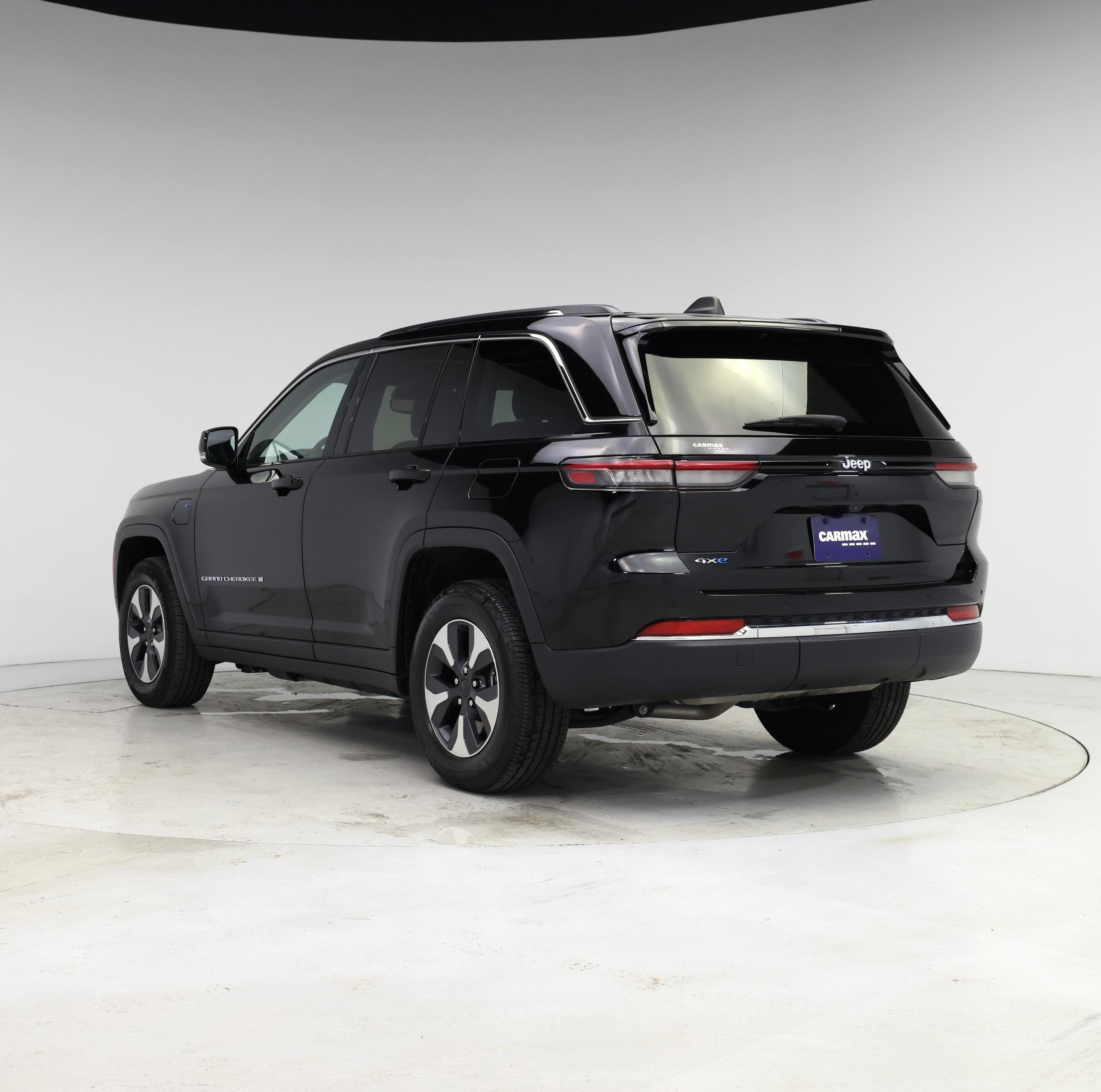 Thumbnail: 2023 Jeep Grand Cherokee - 2