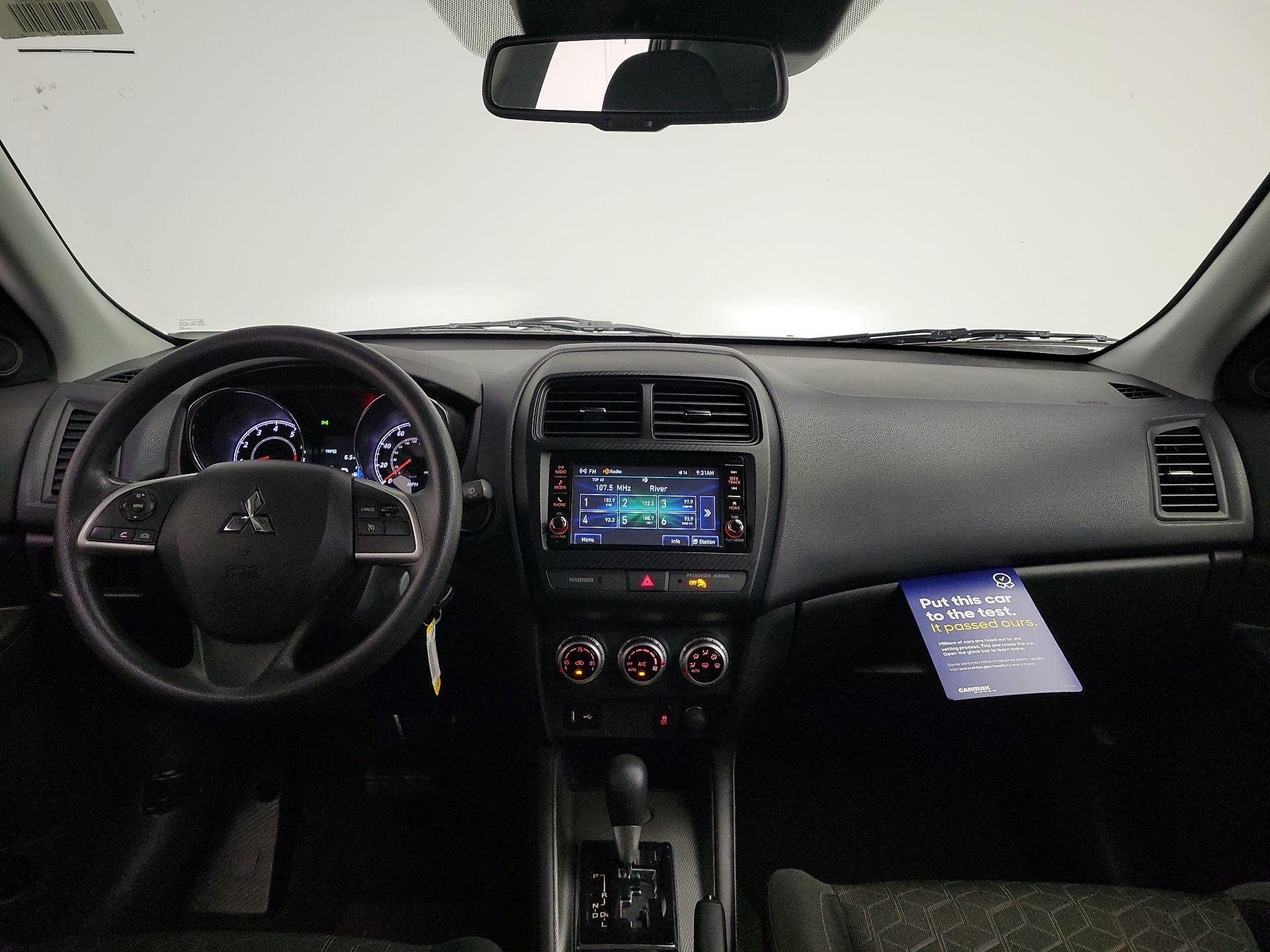 Thumbnail: 2021 Mitsubishi Outlander Sport - 9