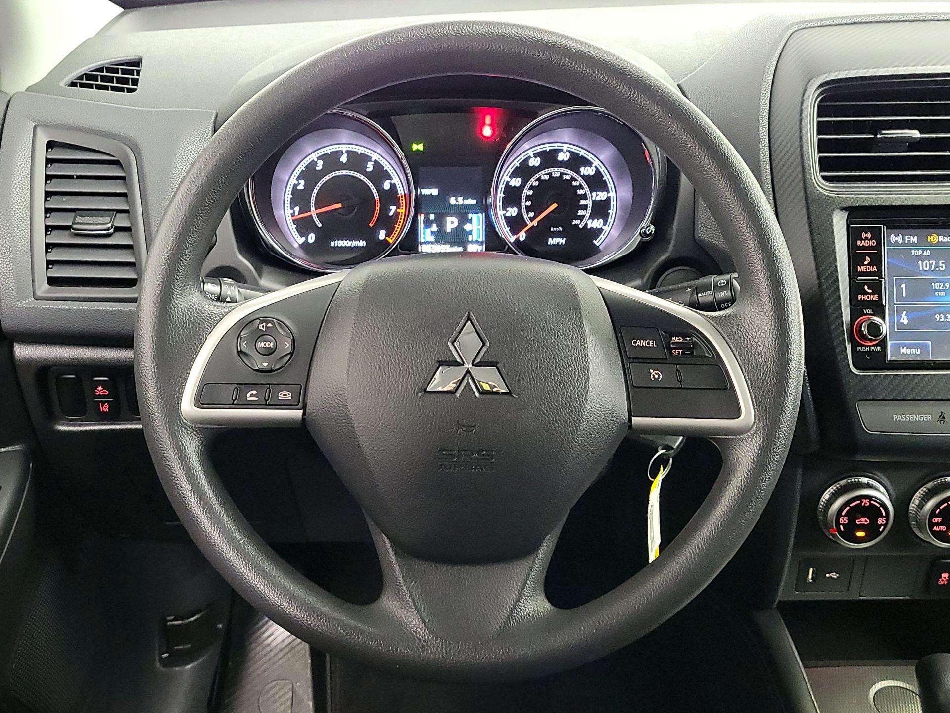 Thumbnail: 2021 Mitsubishi Outlander Sport - 10