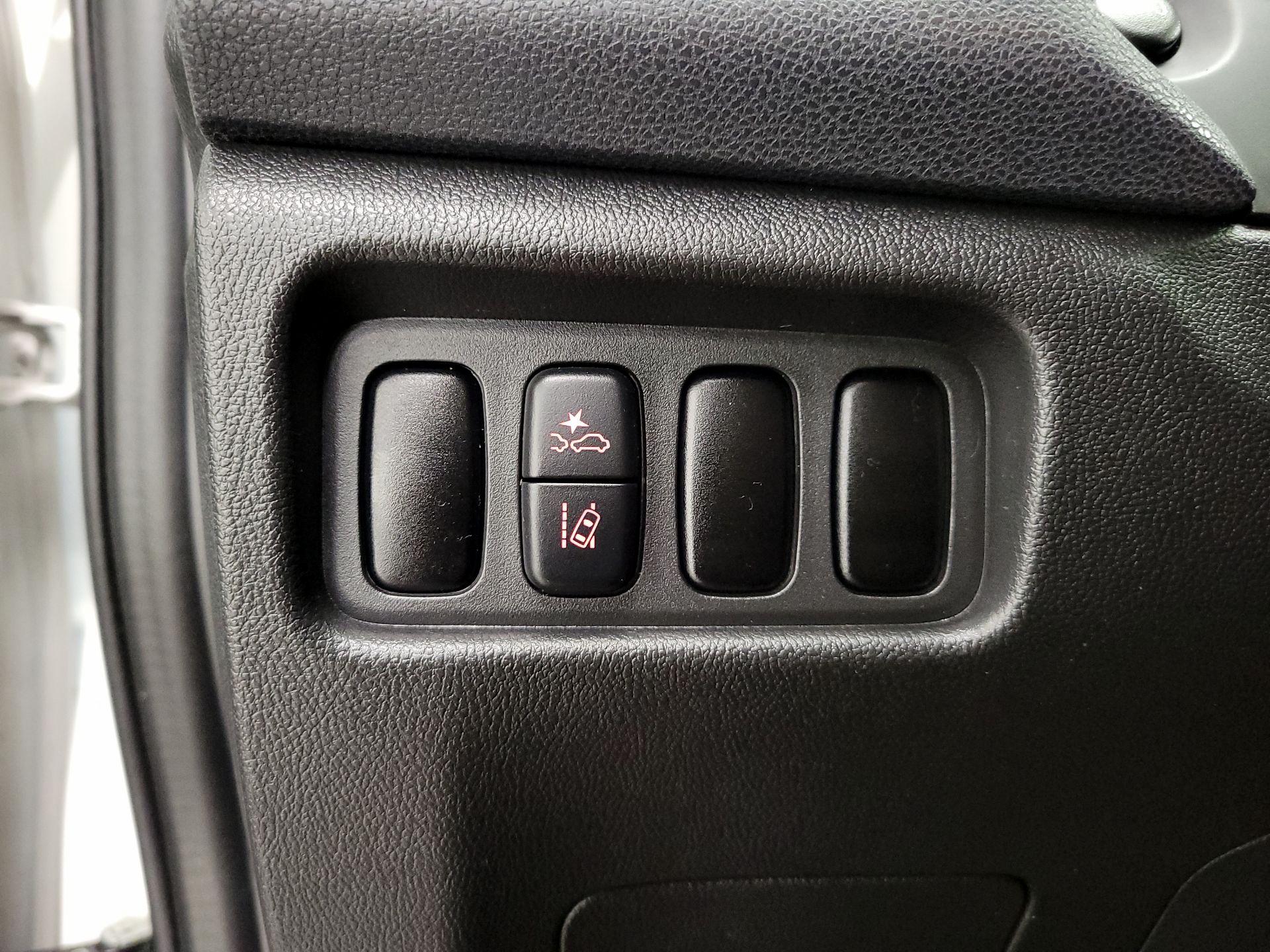 Thumbnail: 2021 Mitsubishi Outlander Sport - 13