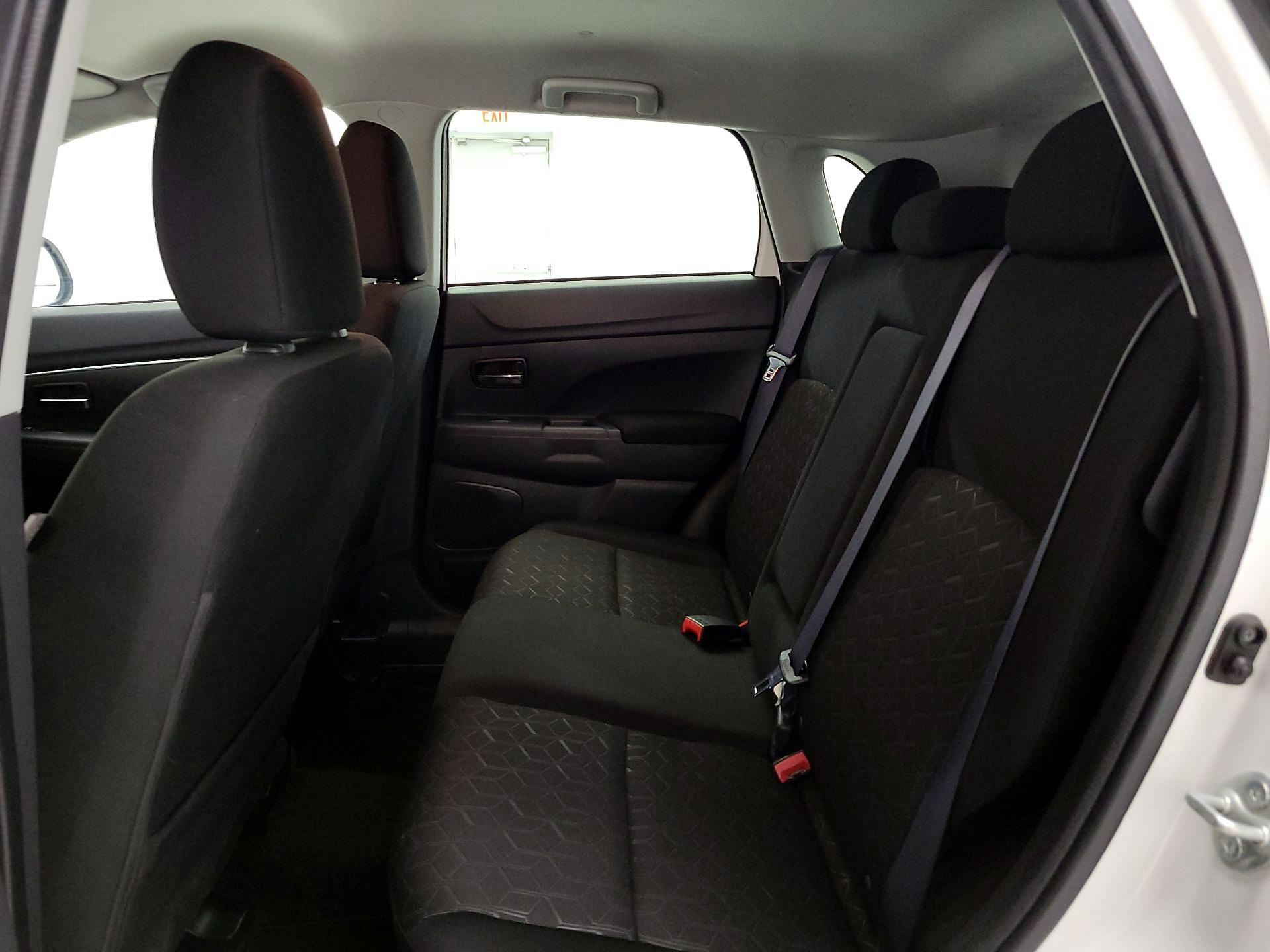 Thumbnail: 2021 Mitsubishi Outlander Sport - 19