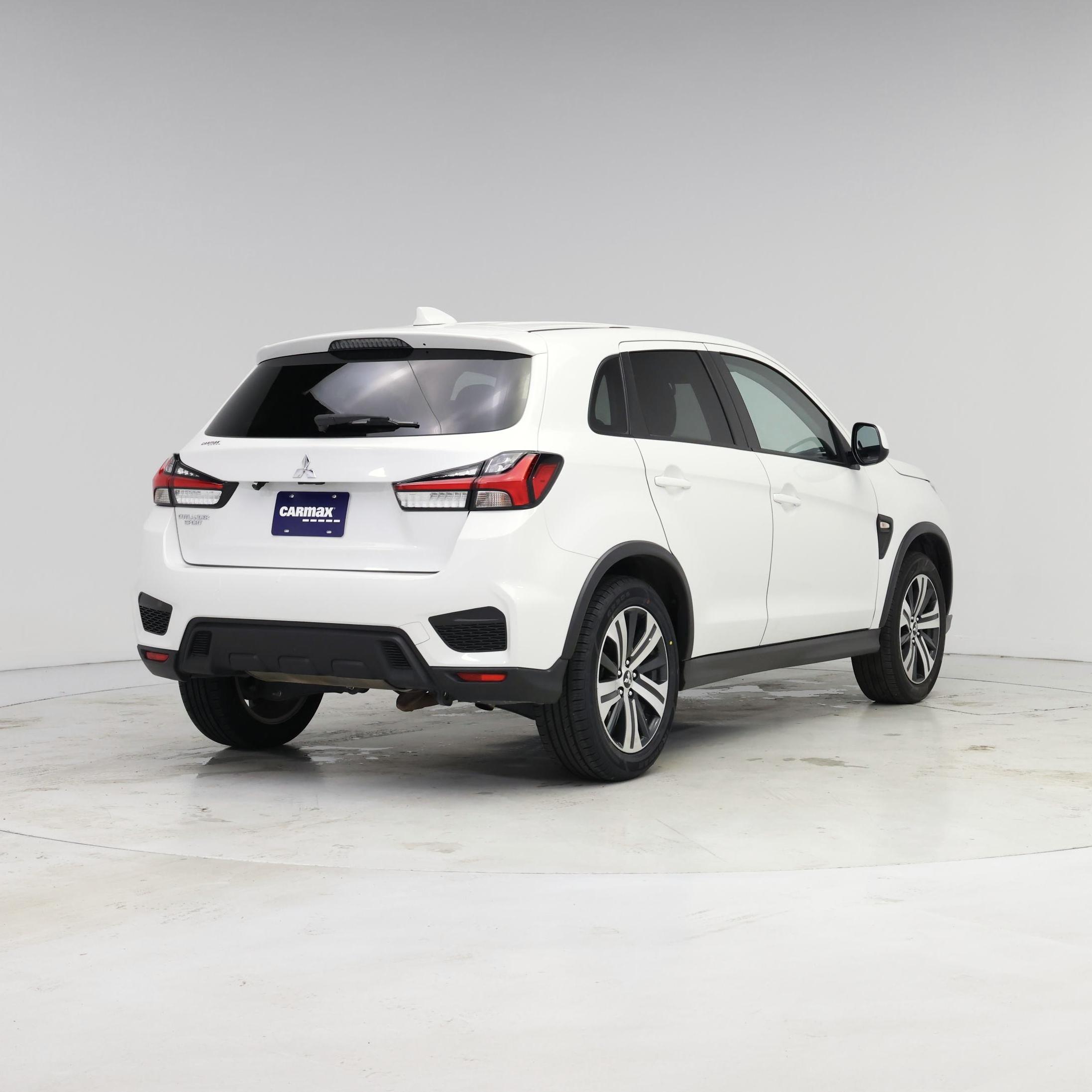 Thumbnail: 2021 Mitsubishi Outlander Sport - 8