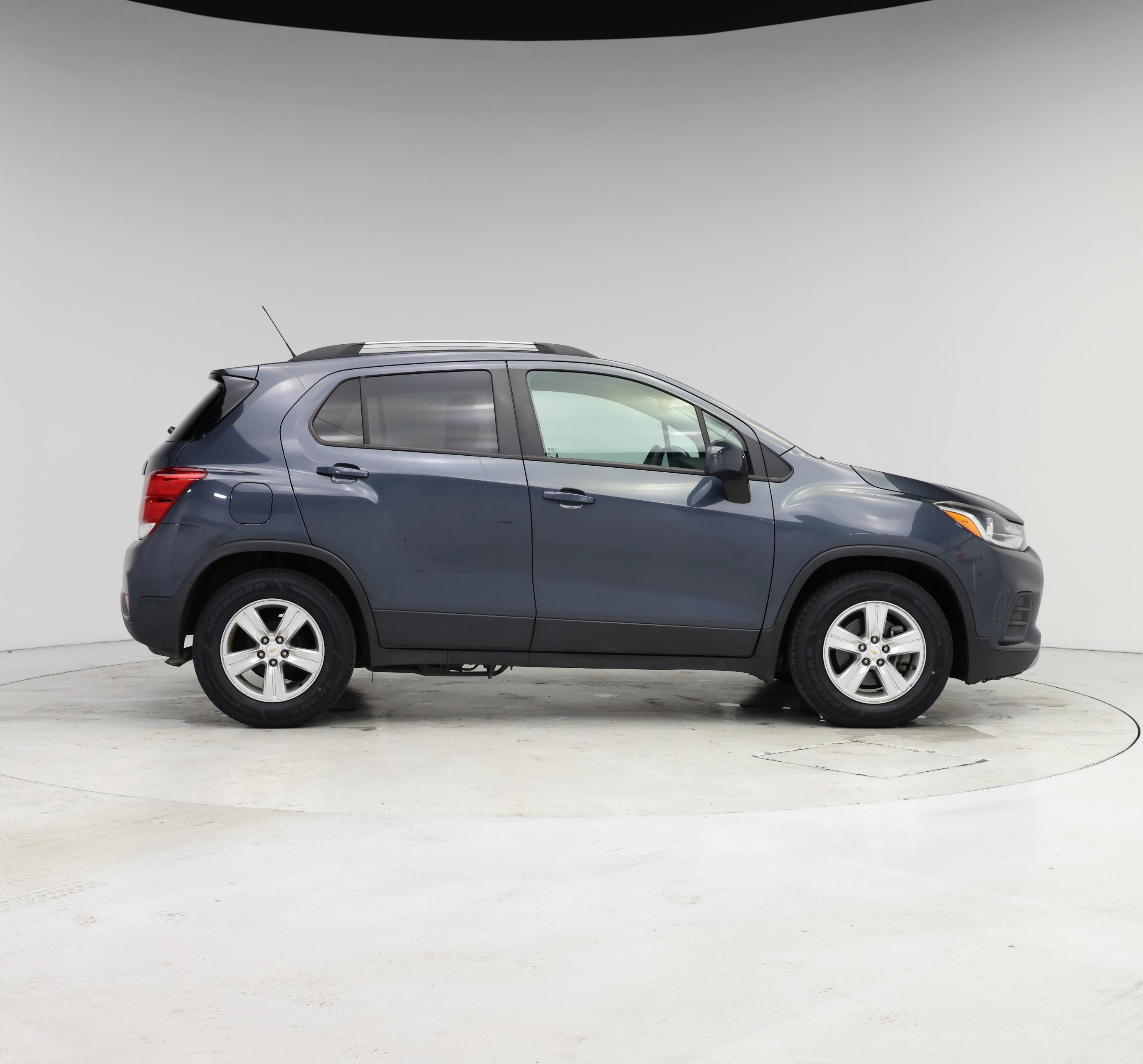 Thumbnail: 2021 Chevrolet Trax - 7