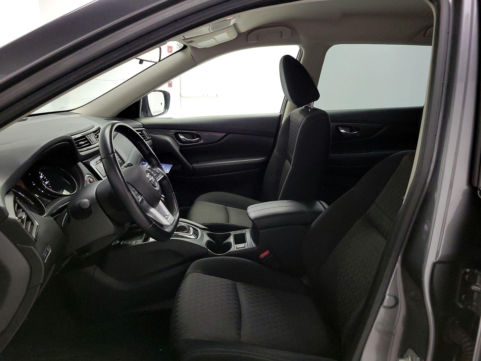 Thumbnail: 2020 Nissan Rogue - 11