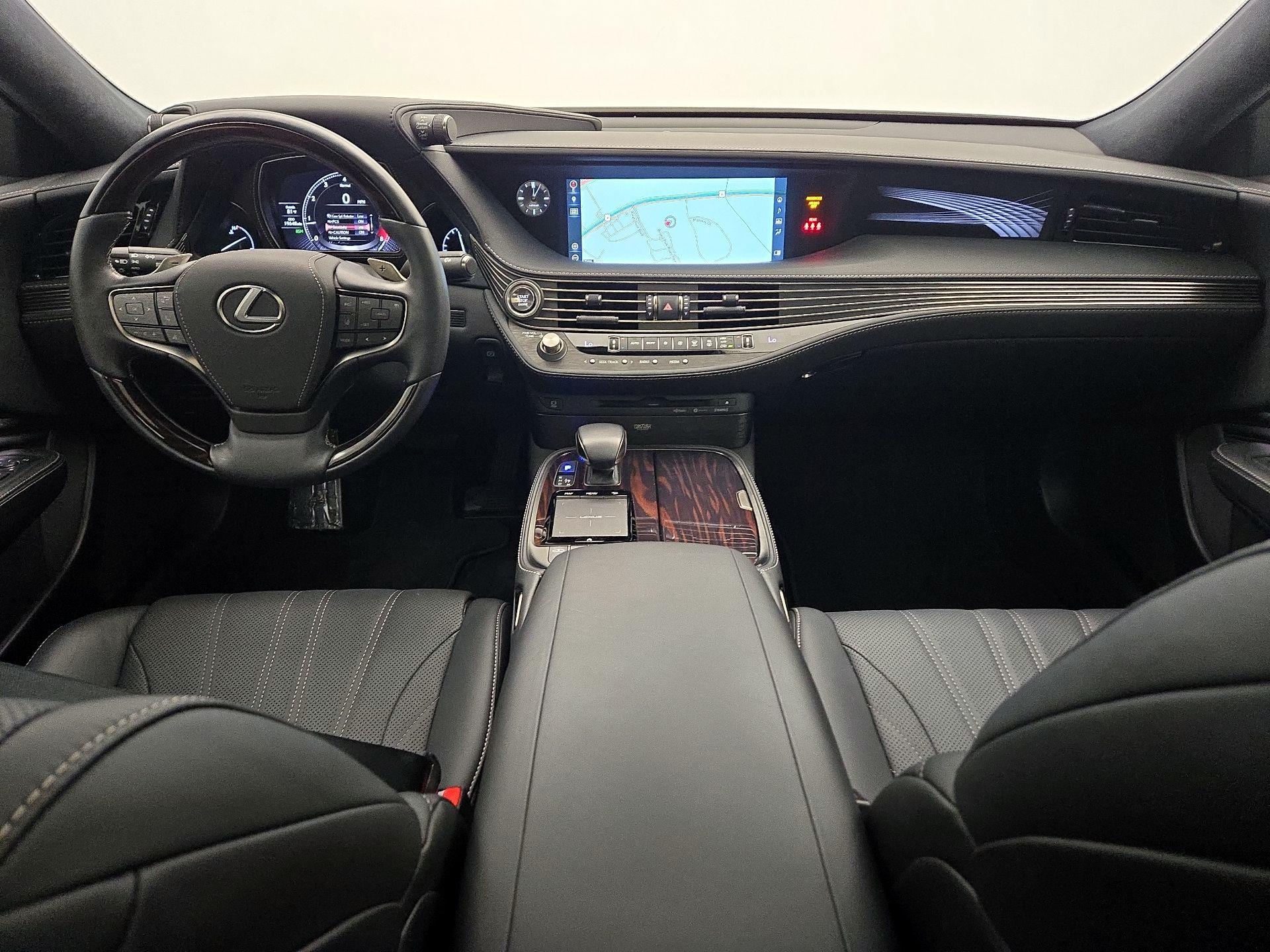 Thumbnail: 2020 Lexus LS - 9
