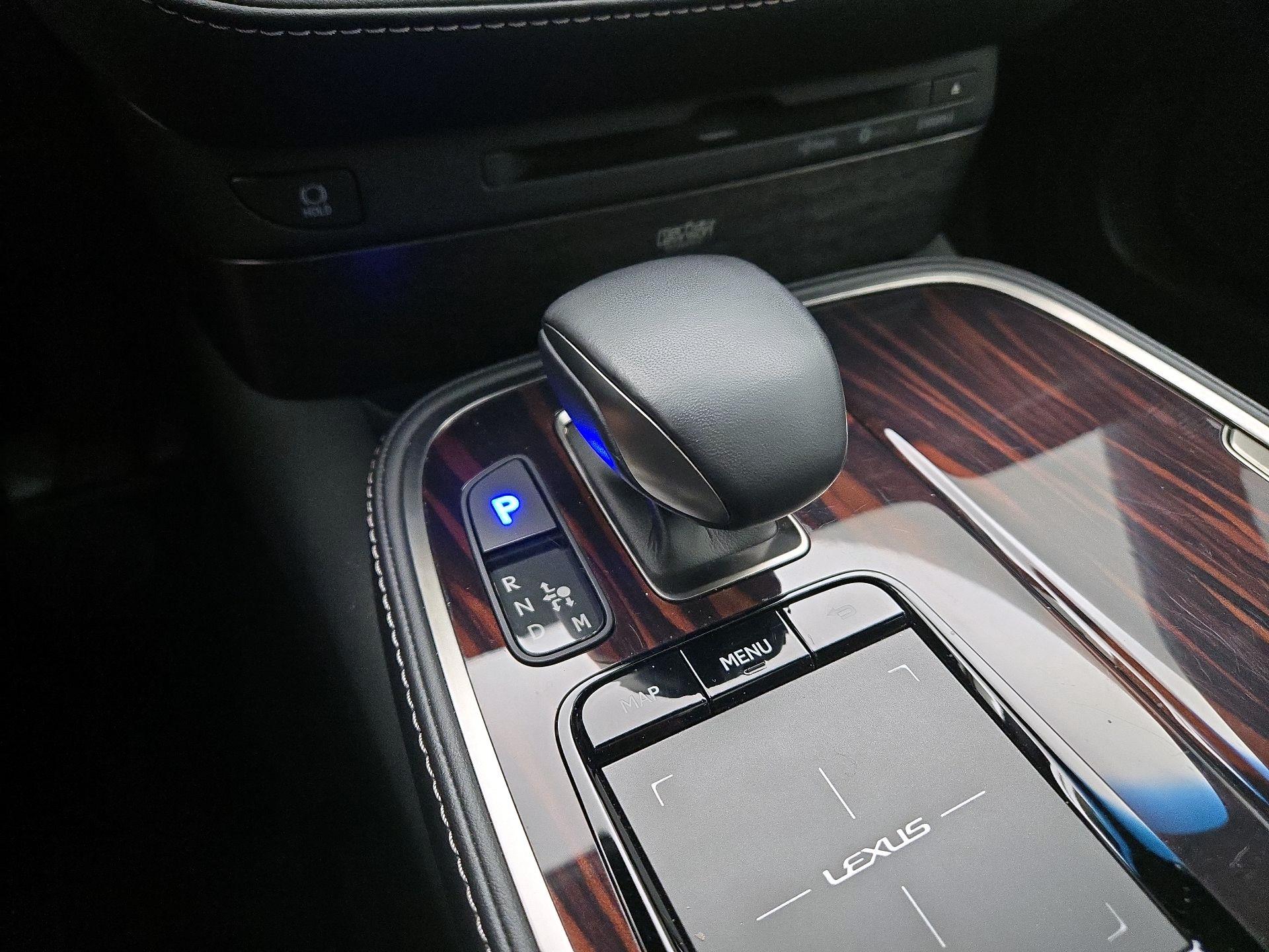 Thumbnail: 2020 Lexus LS - 18