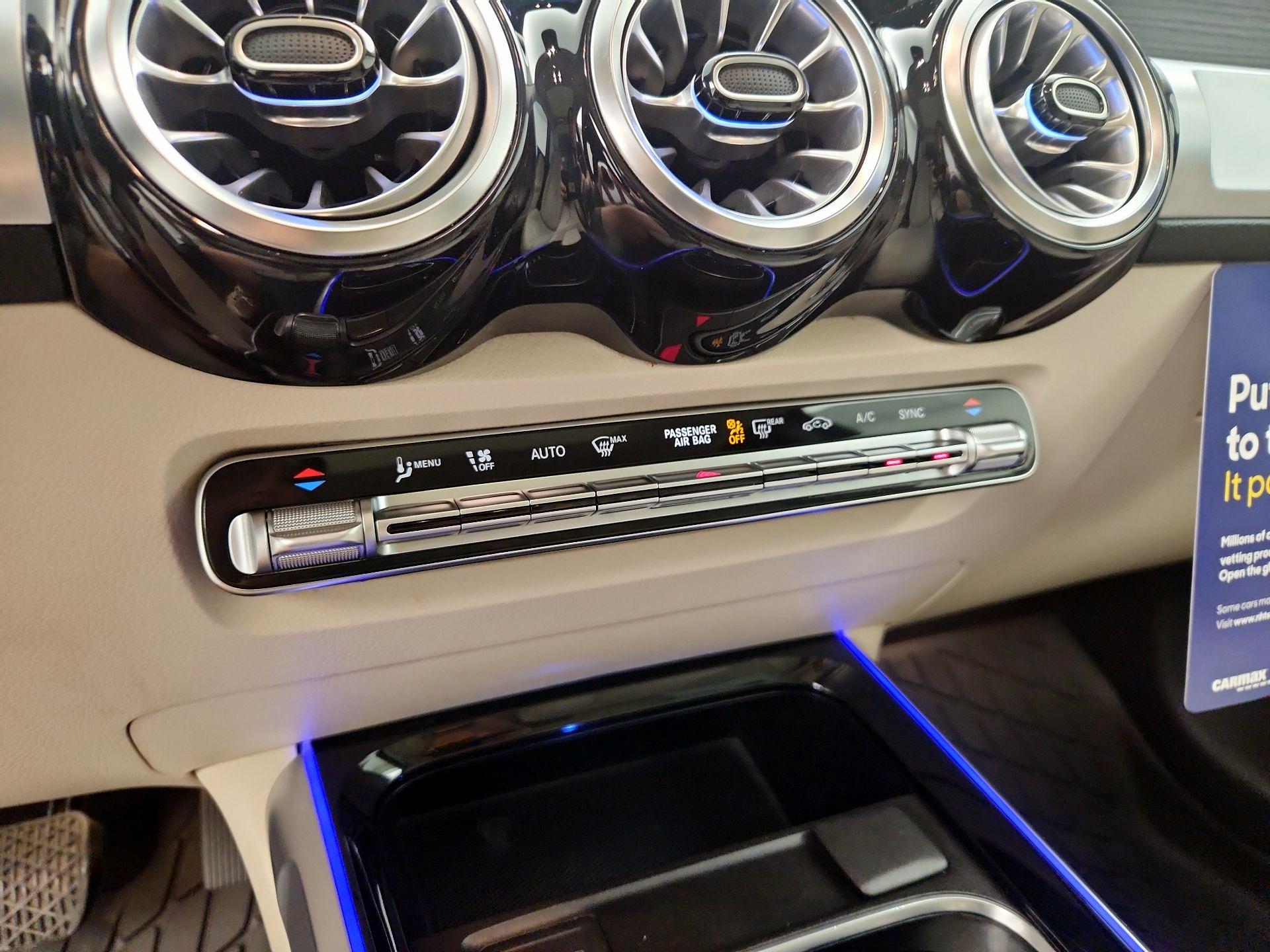 Thumbnail: 2022 Mercedes-Benz GLB - 15
