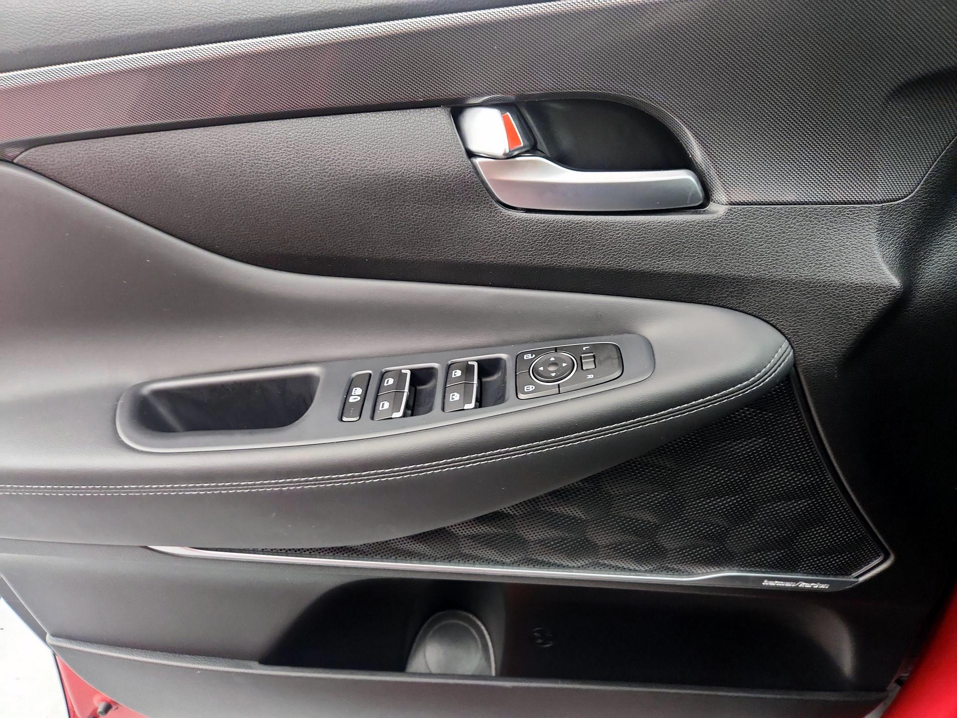 Thumbnail: 2021 Hyundai Santa Fe - 12