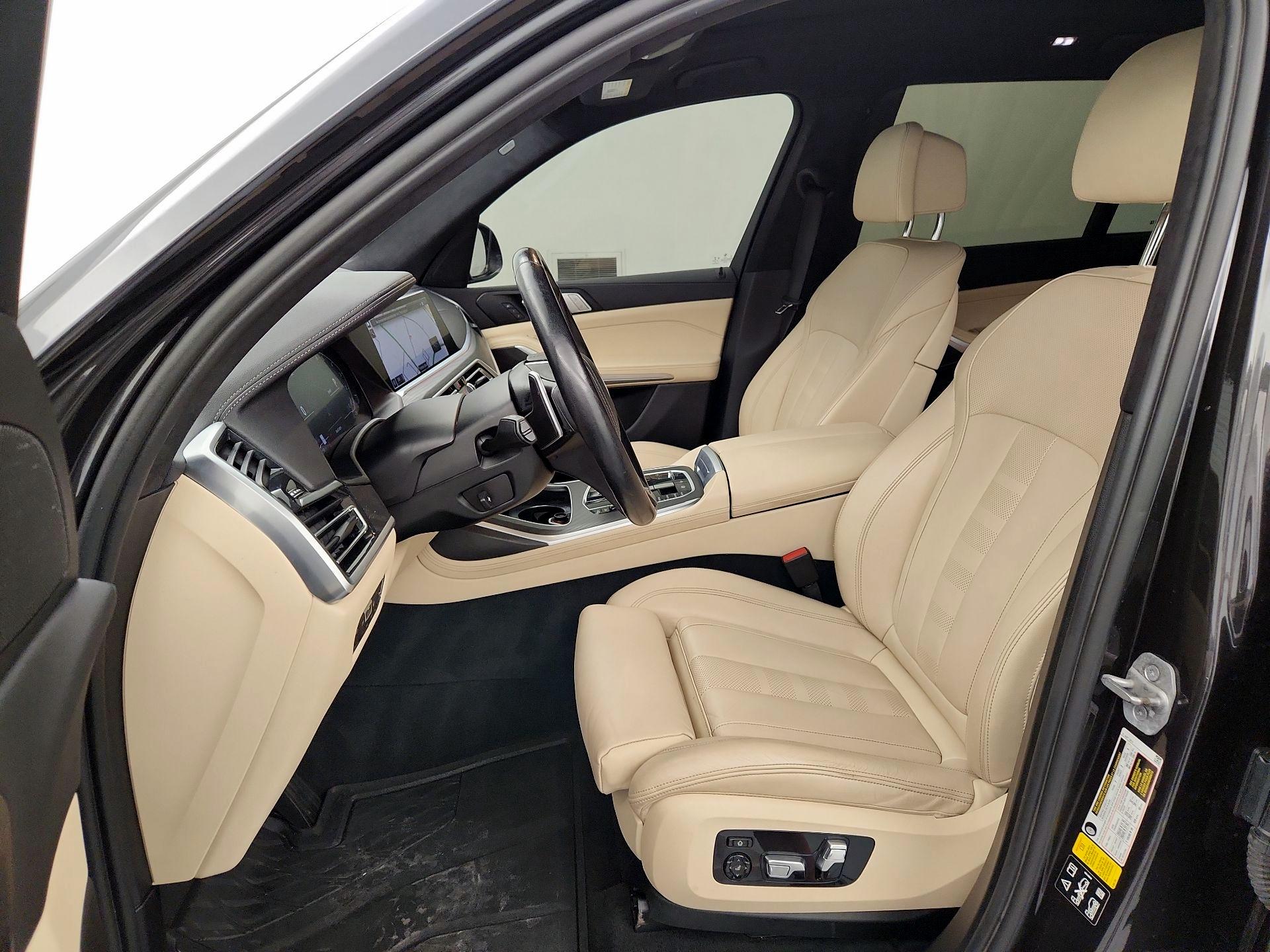 Thumbnail: 2022 BMW X7 - 11