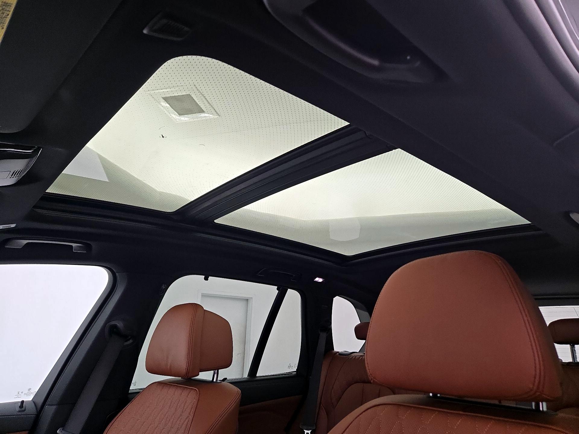 Thumbnail: 2022 BMW X5 - 20