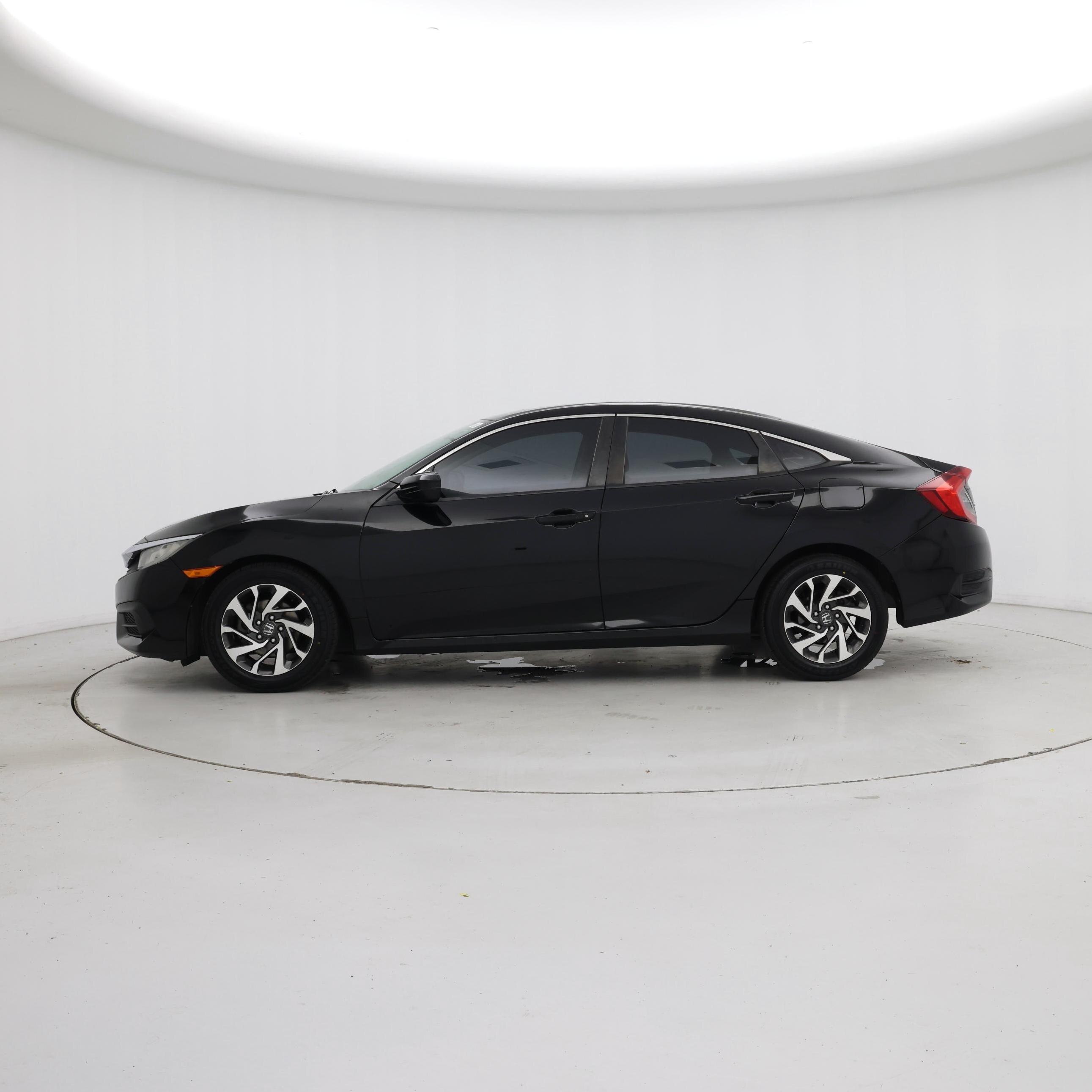 Thumbnail: 2016 Honda Civic - 3