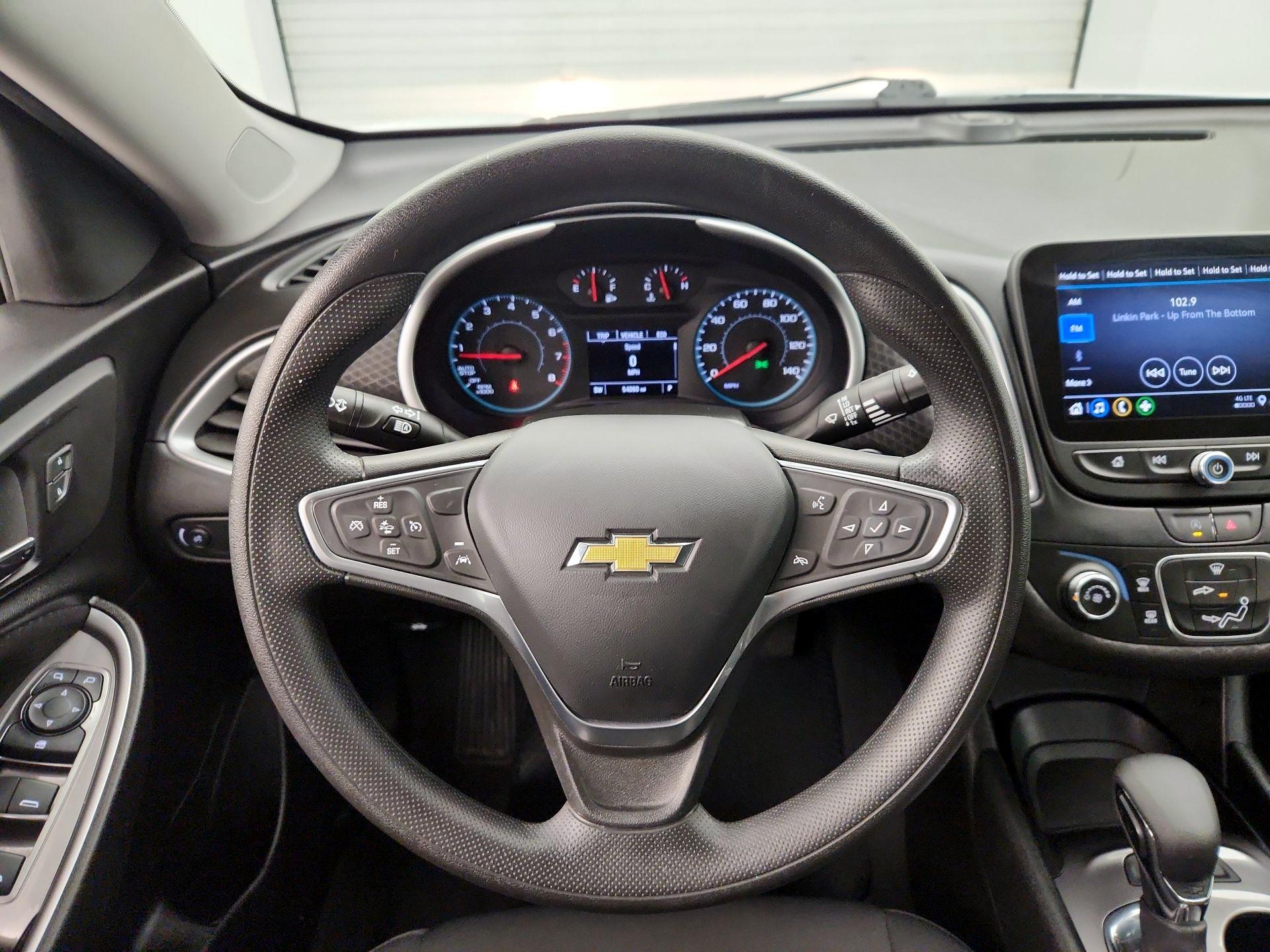 Thumbnail: 2023 Chevrolet Malibu - 10