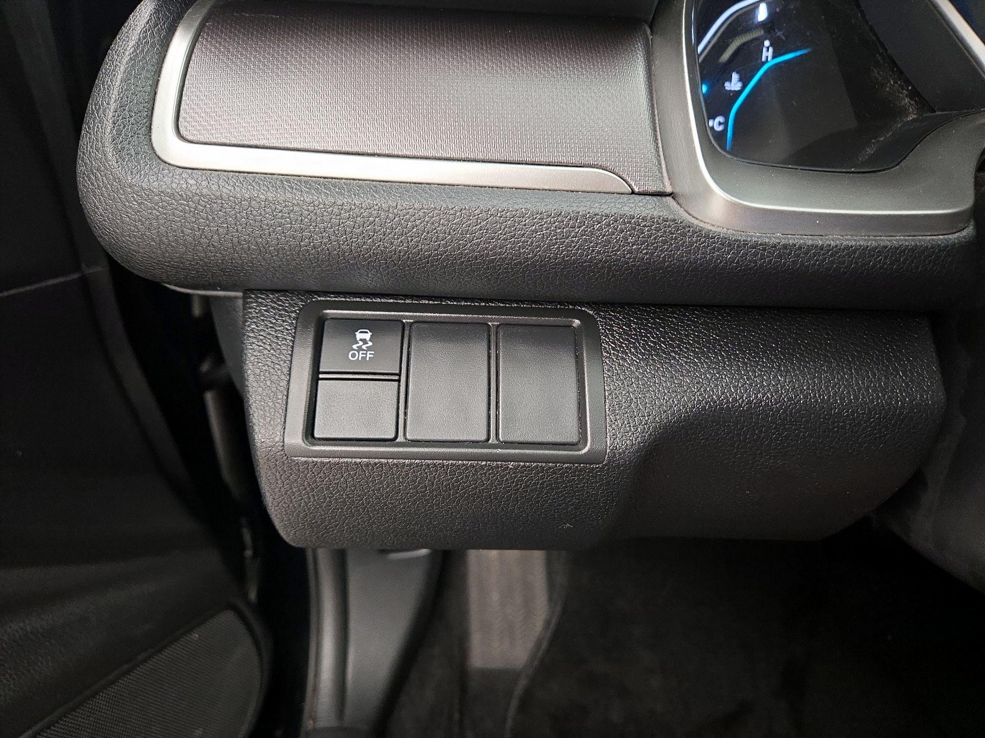 Thumbnail: 2016 Honda Civic - 13