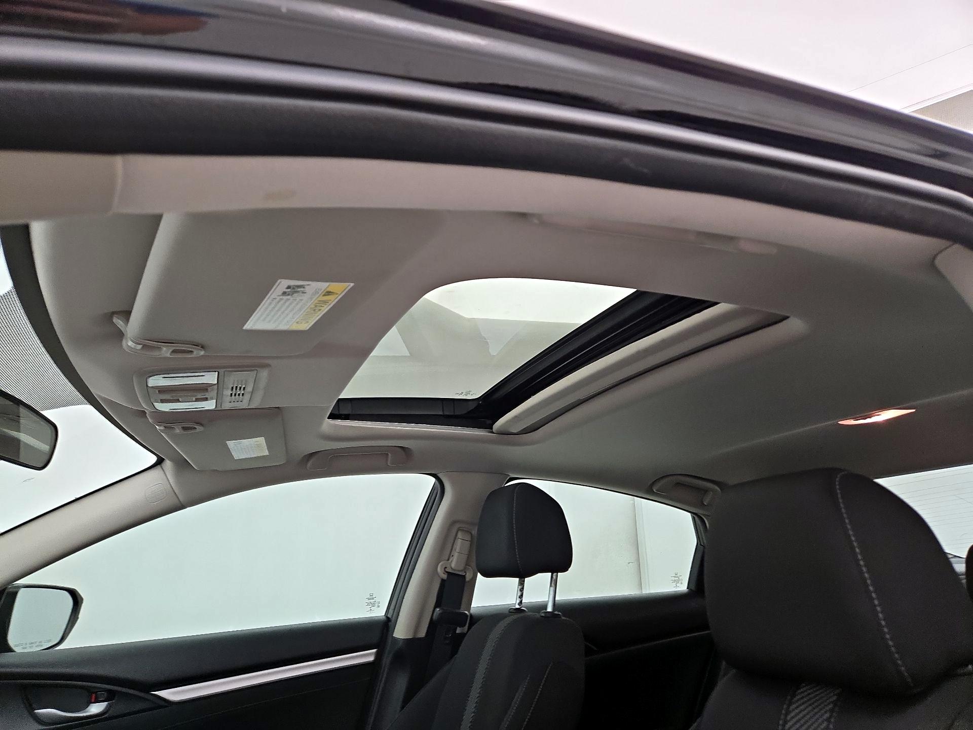 Thumbnail: 2016 Honda Civic - 19
