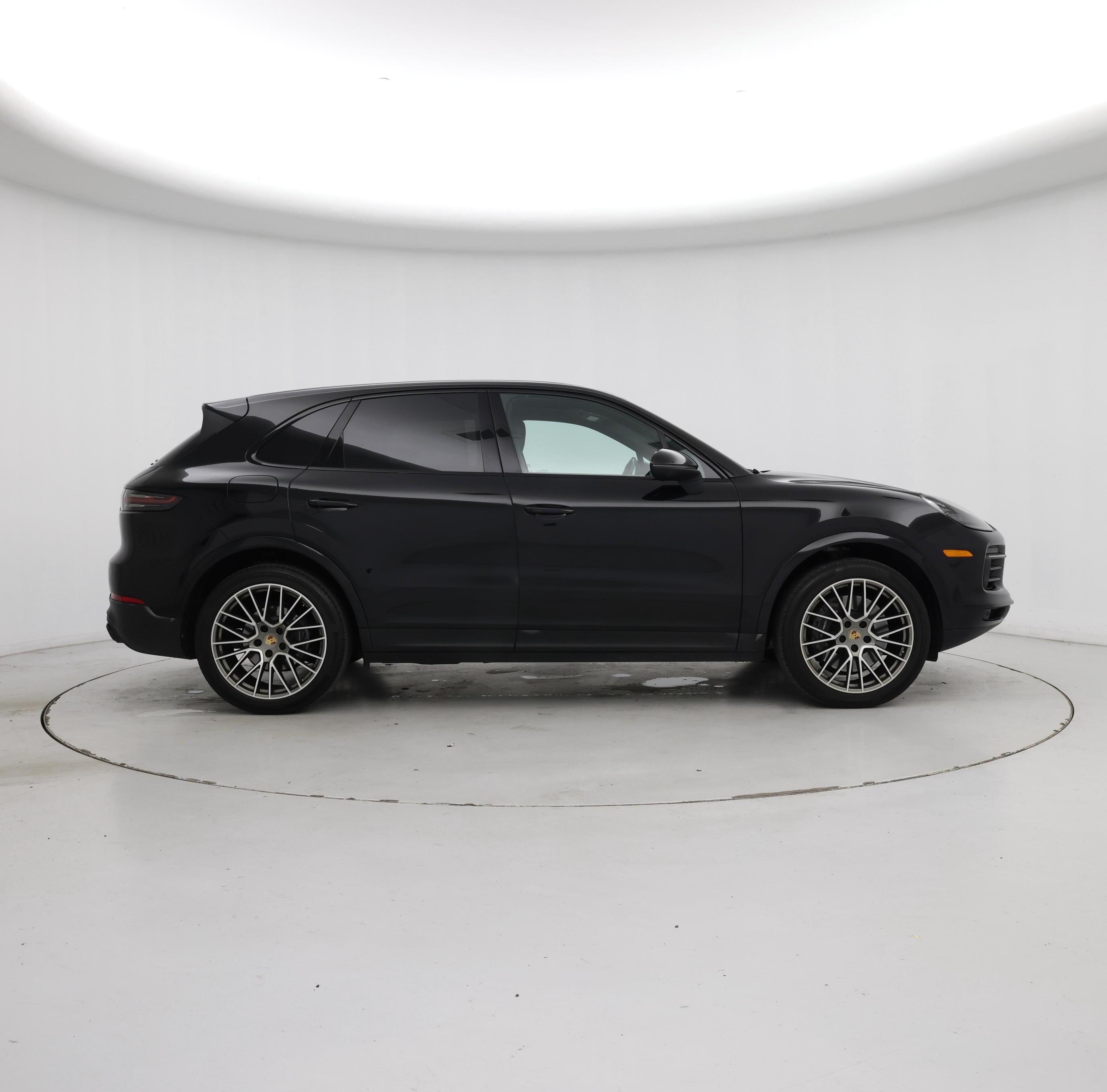 Thumbnail: 2023 Porsche Cayenne - 7