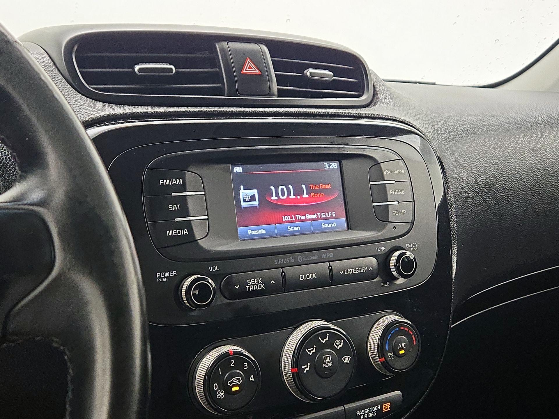 Thumbnail: 2014 Kia Soul - 15