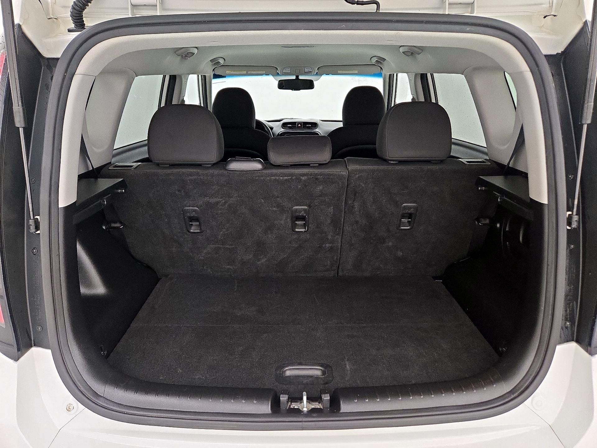 Thumbnail: 2014 Kia Soul - 20