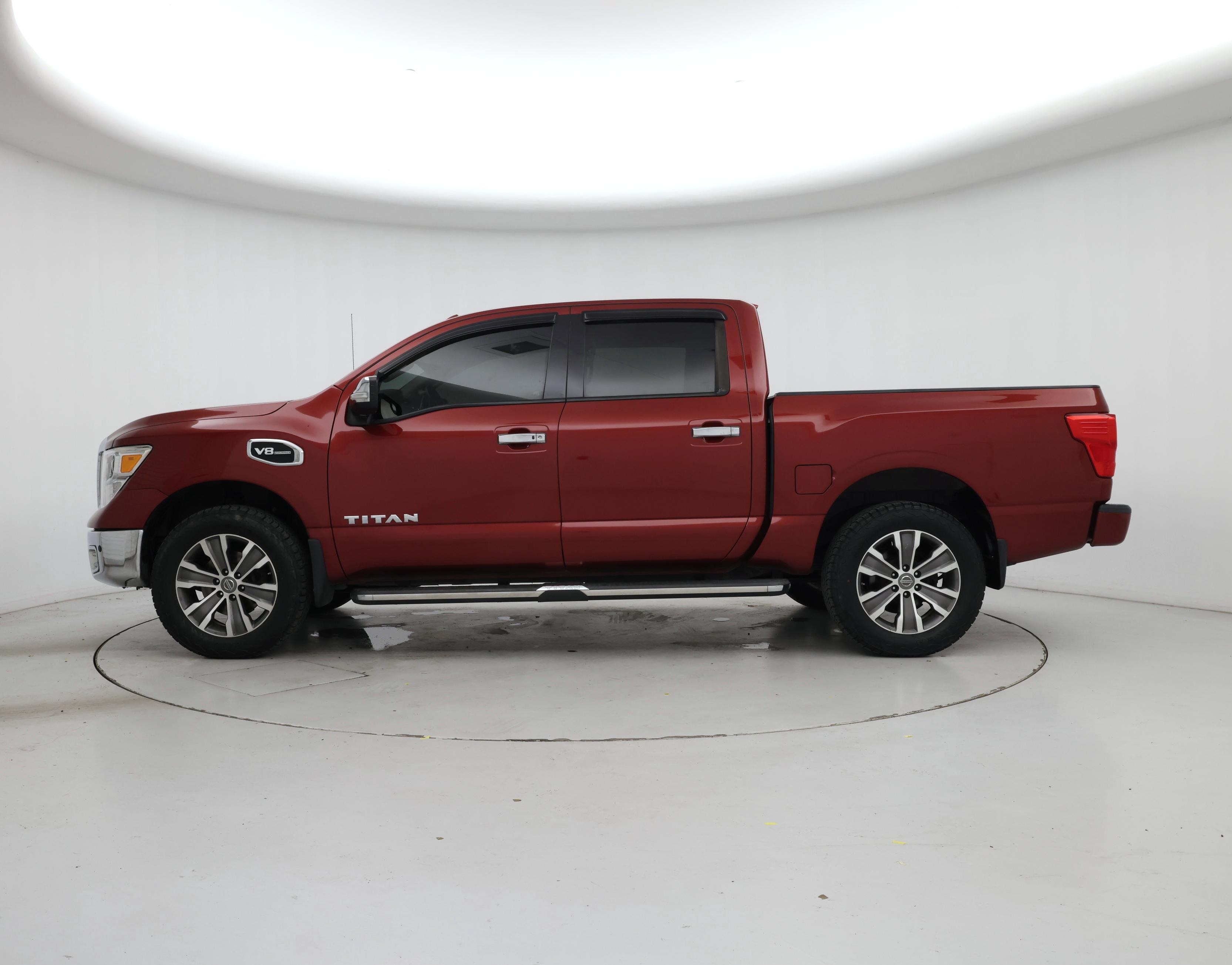 Thumbnail: 2017 Nissan Titan - 3