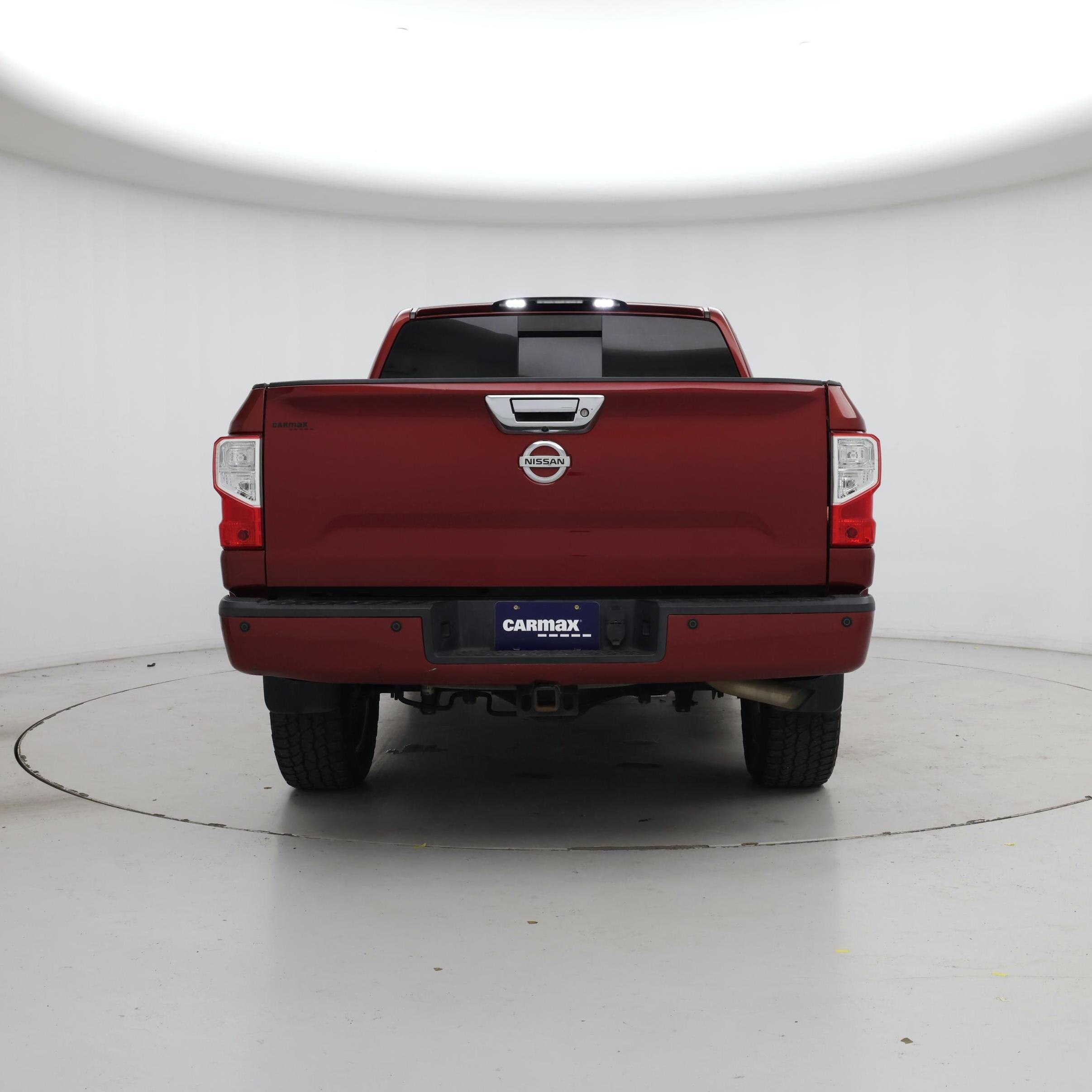 Thumbnail: 2017 Nissan Titan - 6
