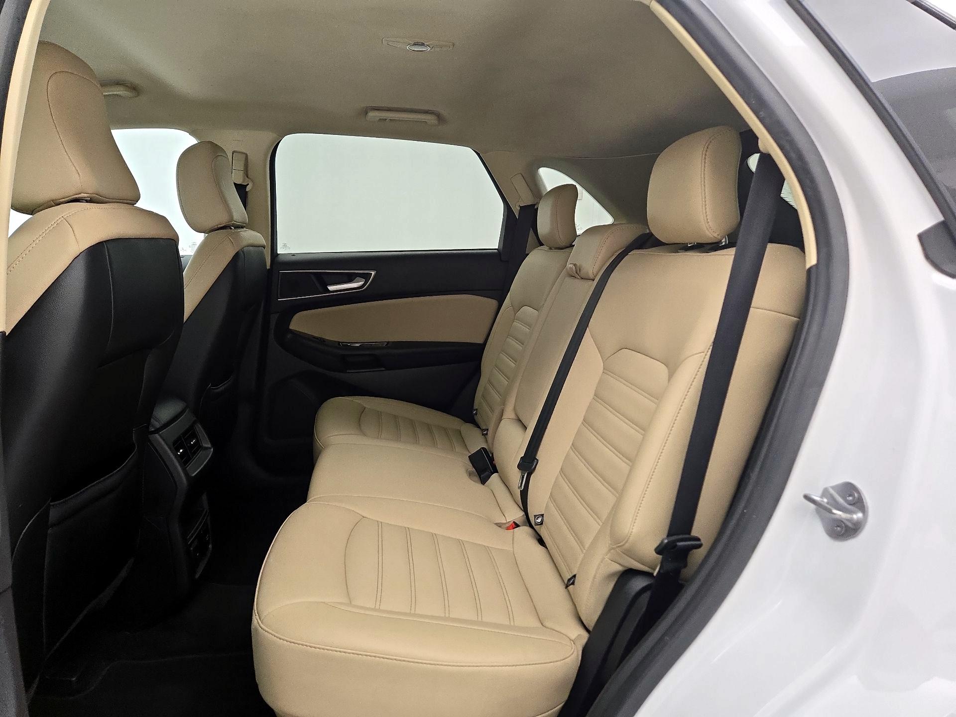 Thumbnail: 2020 Ford Edge - 19