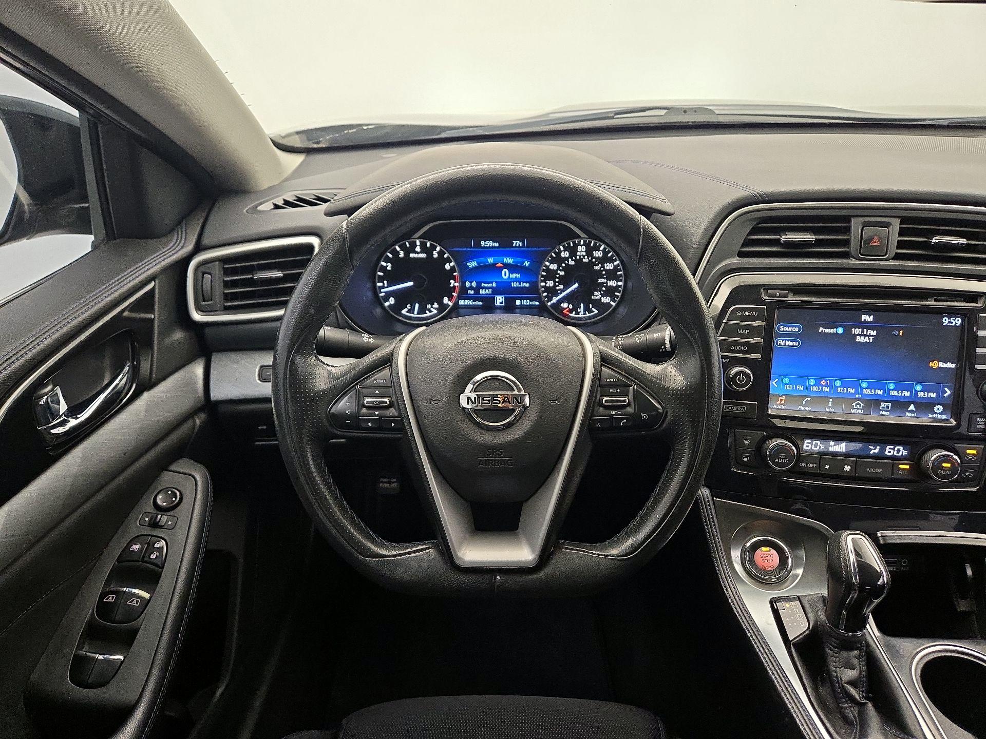 Thumbnail: 2017 Nissan Maxima - 10