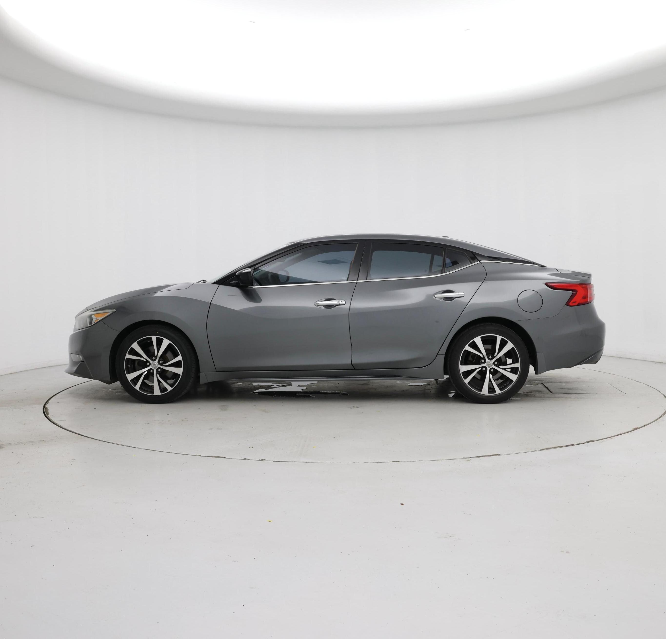 Thumbnail: 2017 Nissan Maxima - 3