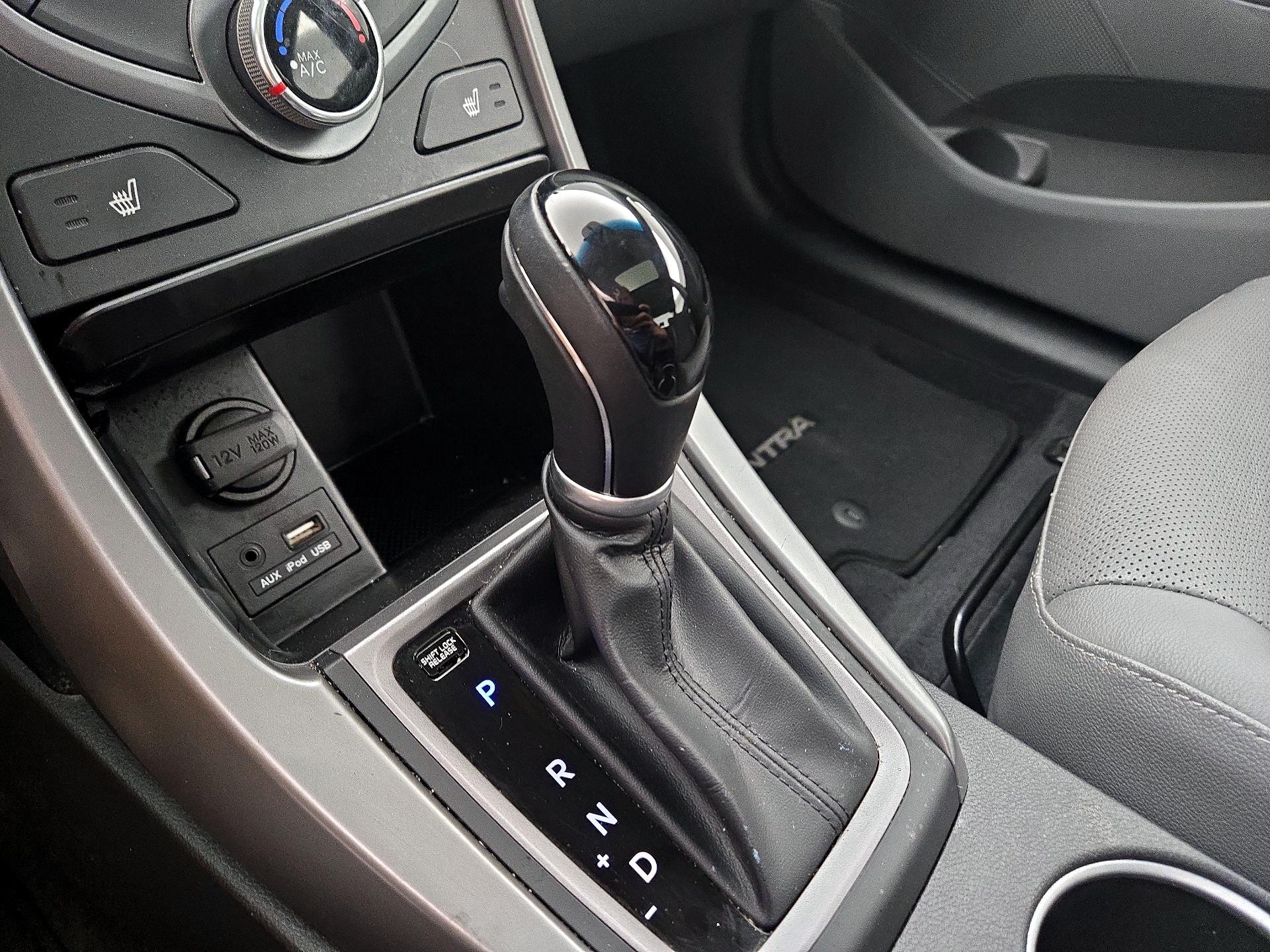 Thumbnail: 2014 Hyundai Elantra - 17
