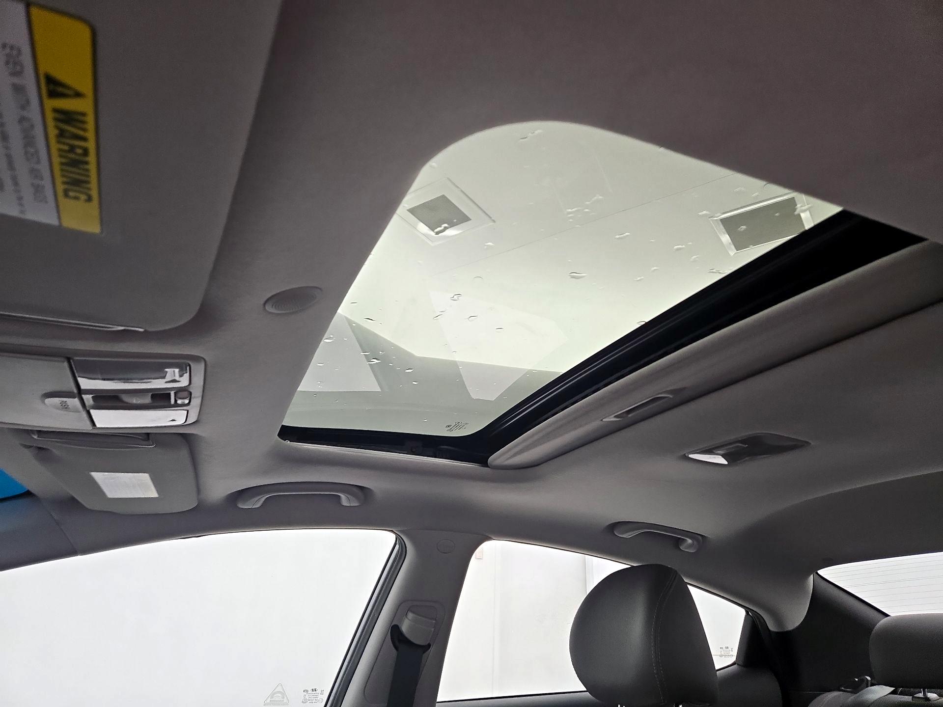 Thumbnail: 2014 Hyundai Elantra - 19
