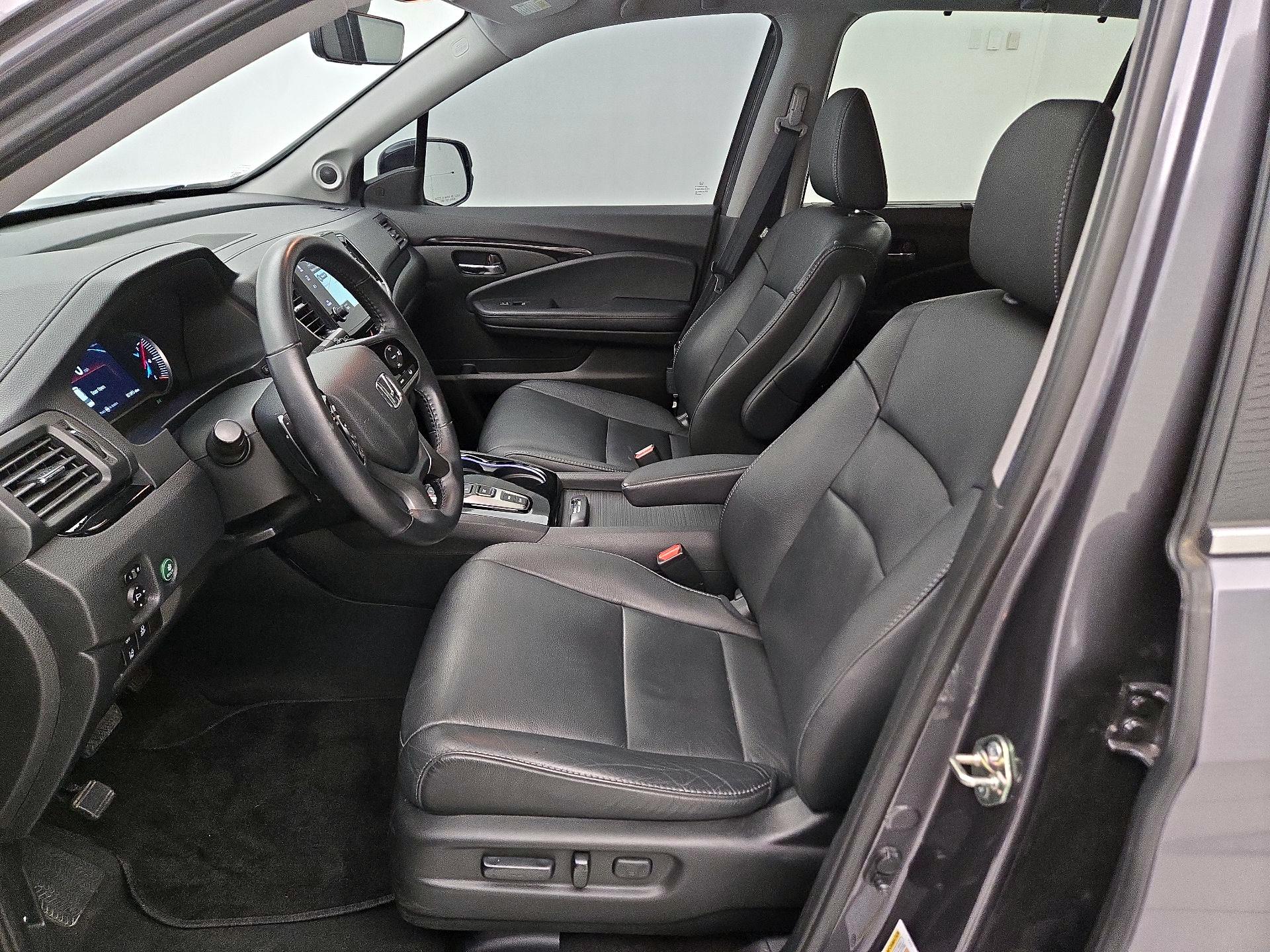 Thumbnail: 2020 Honda Pilot - 11