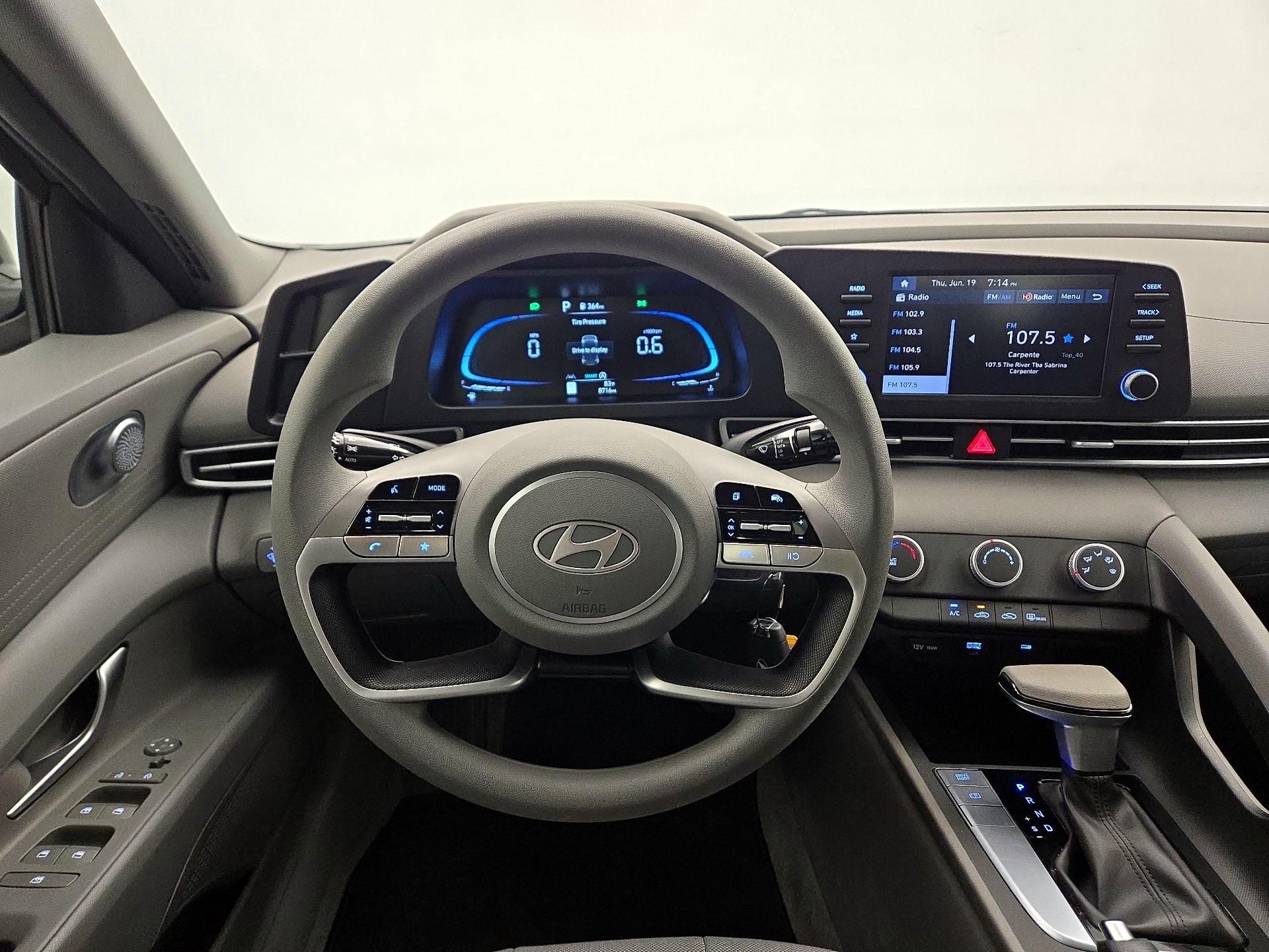 Thumbnail: 2024 Hyundai Elantra - 10