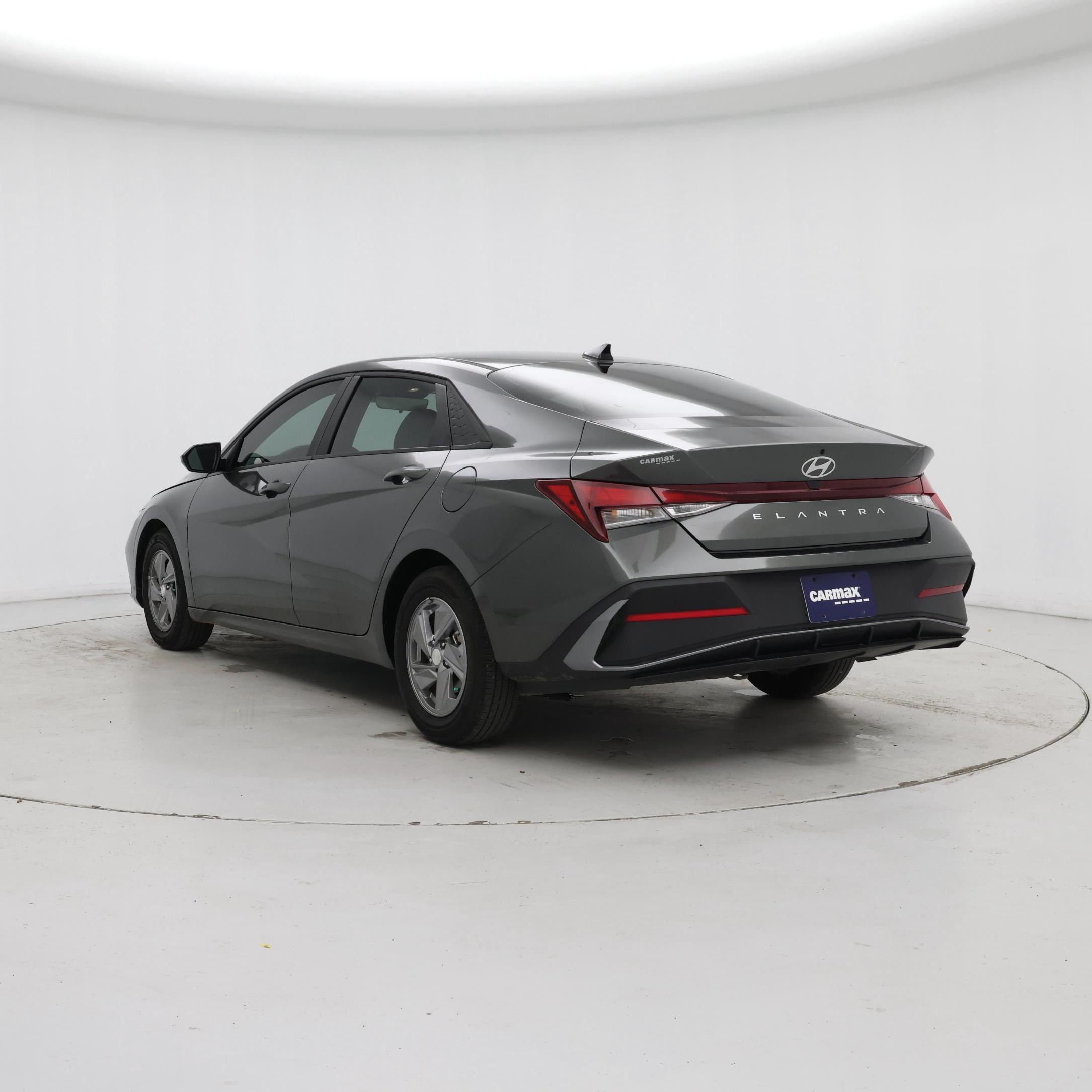 Thumbnail: 2024 Hyundai Elantra - 2