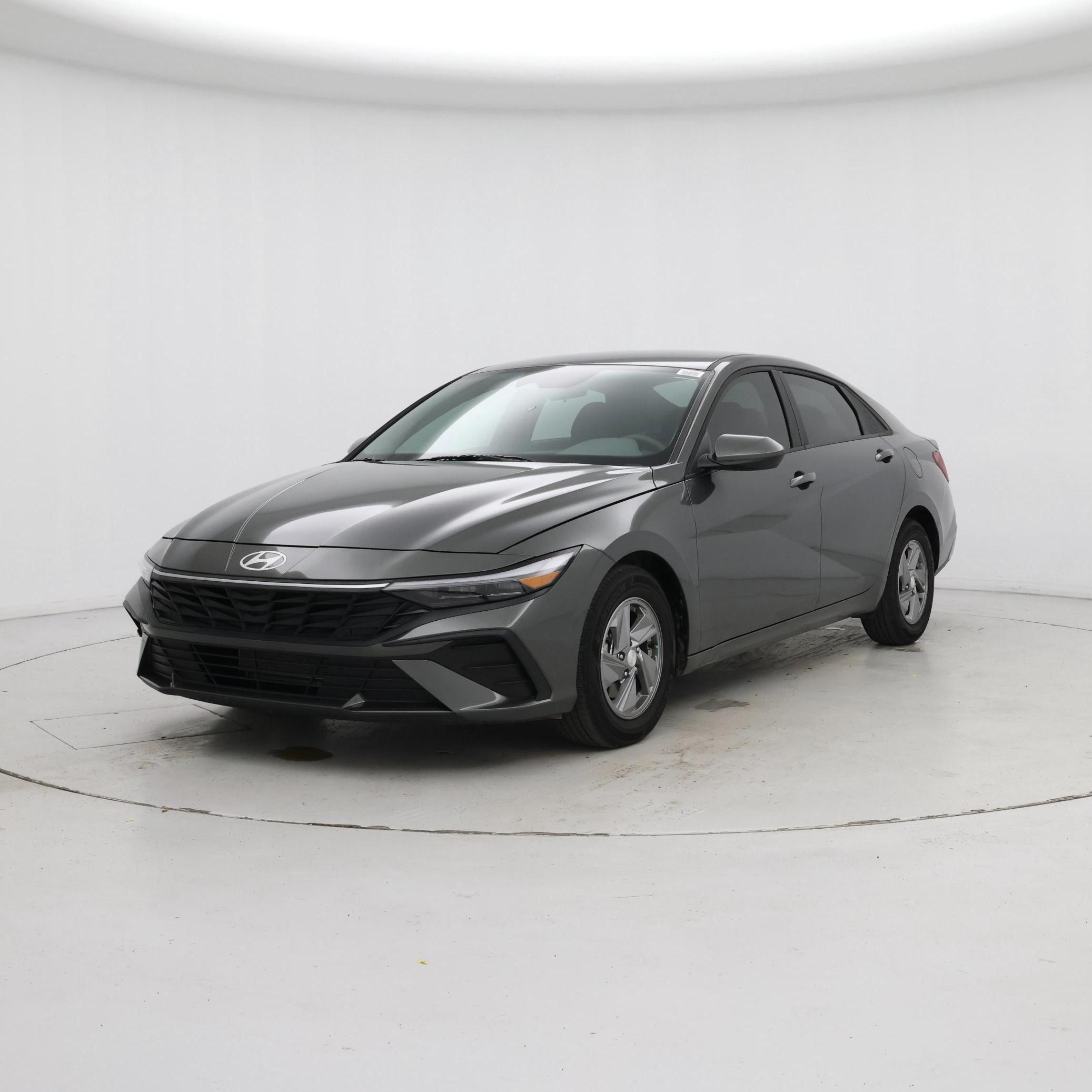 Thumbnail: 2024 Hyundai Elantra - 4
