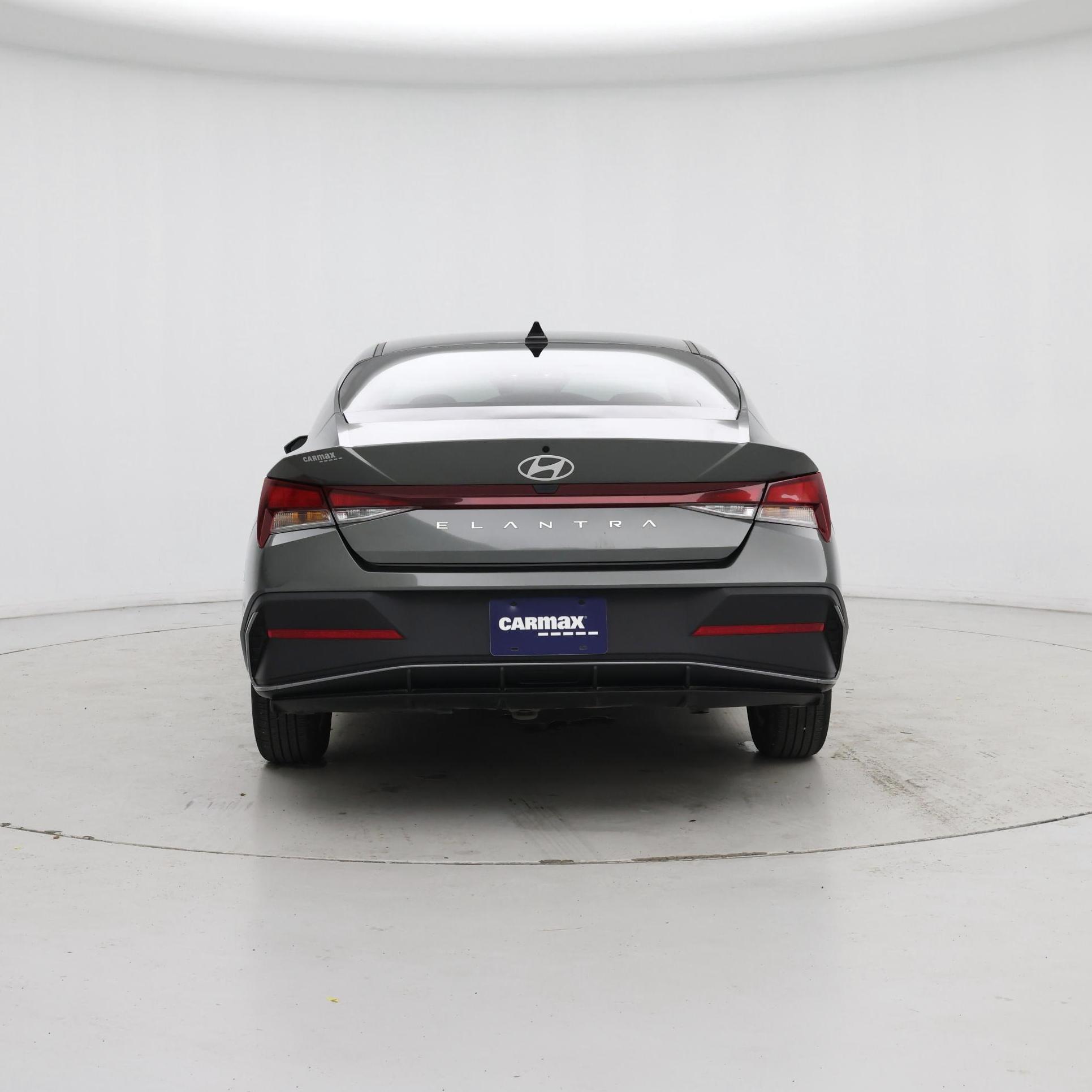 Thumbnail: 2024 Hyundai Elantra - 6