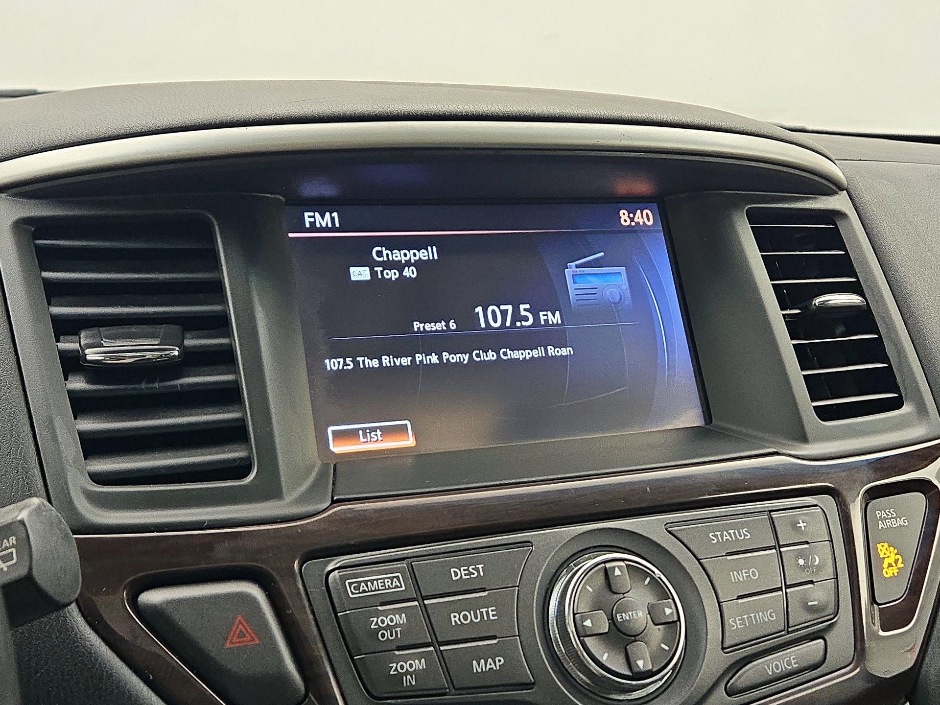 Thumbnail: 2016 Nissan Pathfinder - 15
