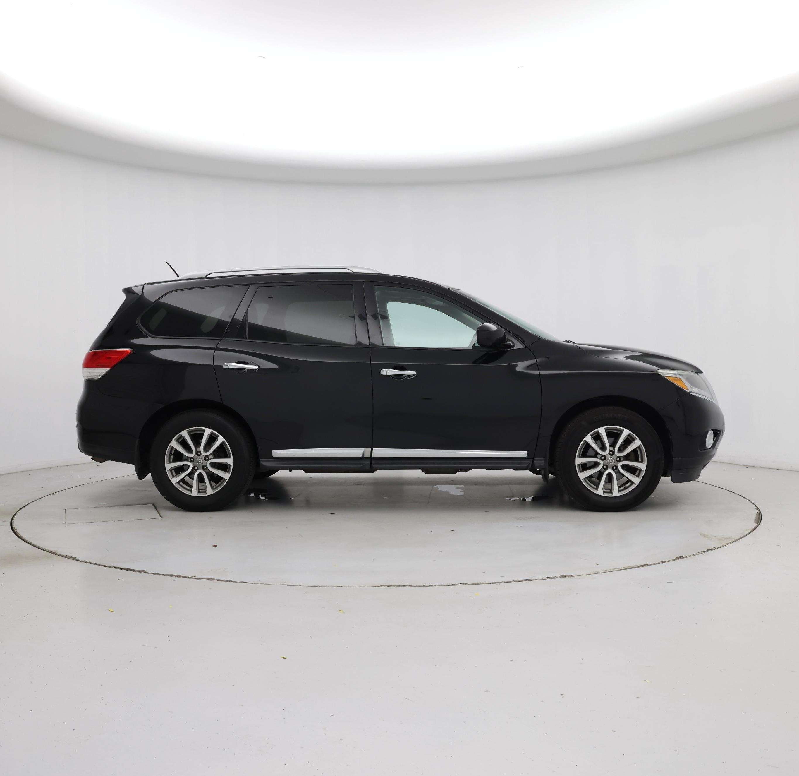 Thumbnail: 2016 Nissan Pathfinder - 7