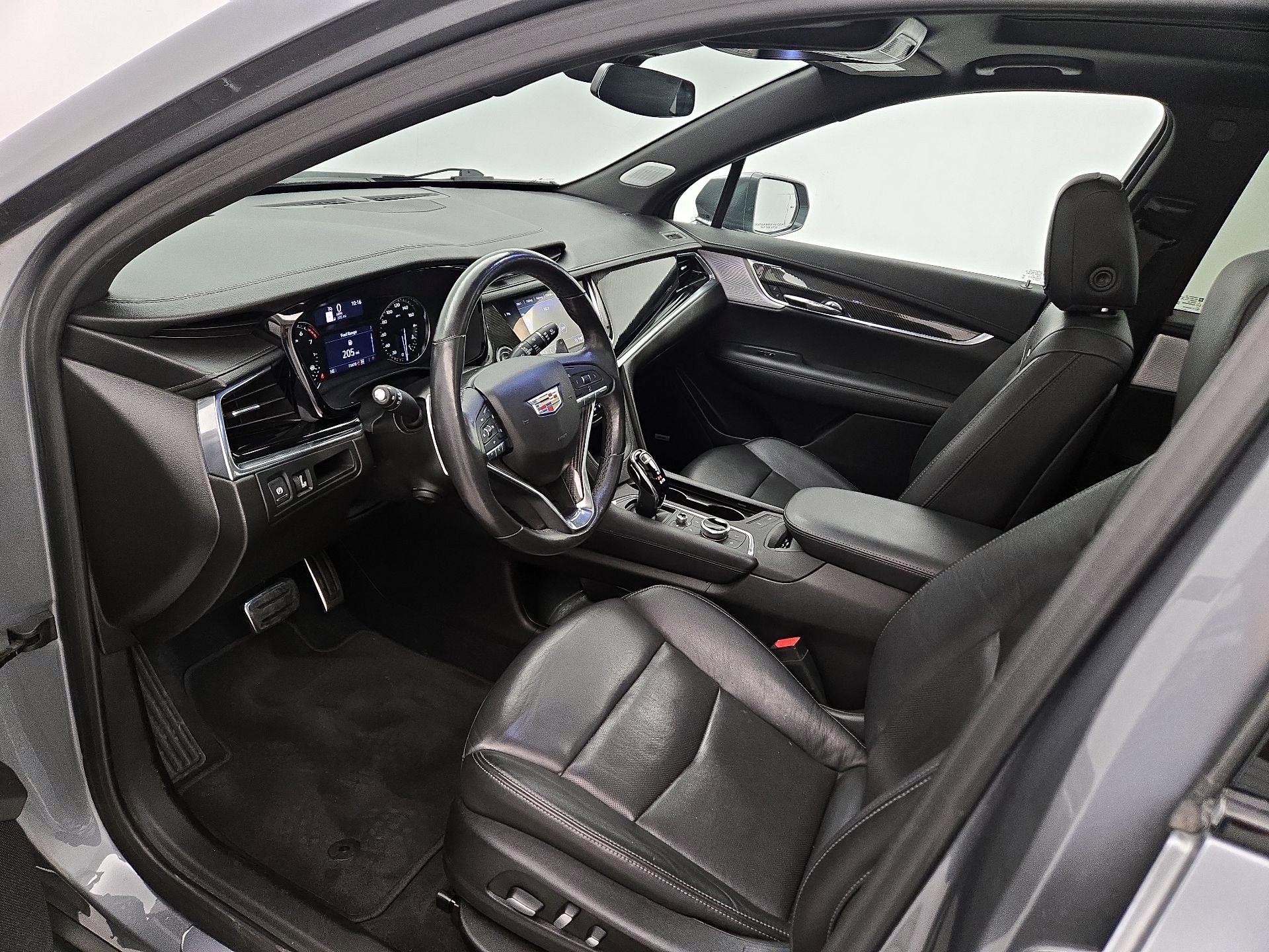 Thumbnail: 2020 Cadillac XT6 - 11