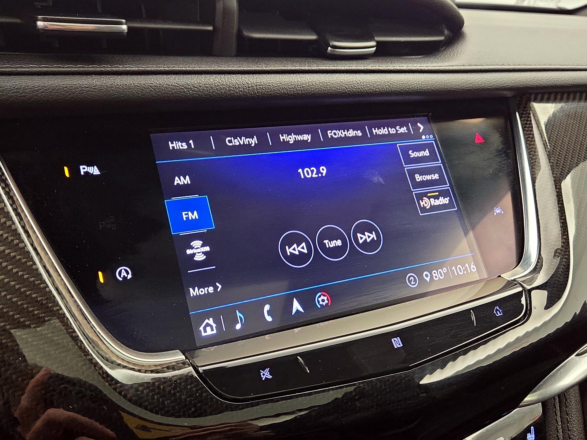 Thumbnail: 2020 Cadillac XT6 - 16