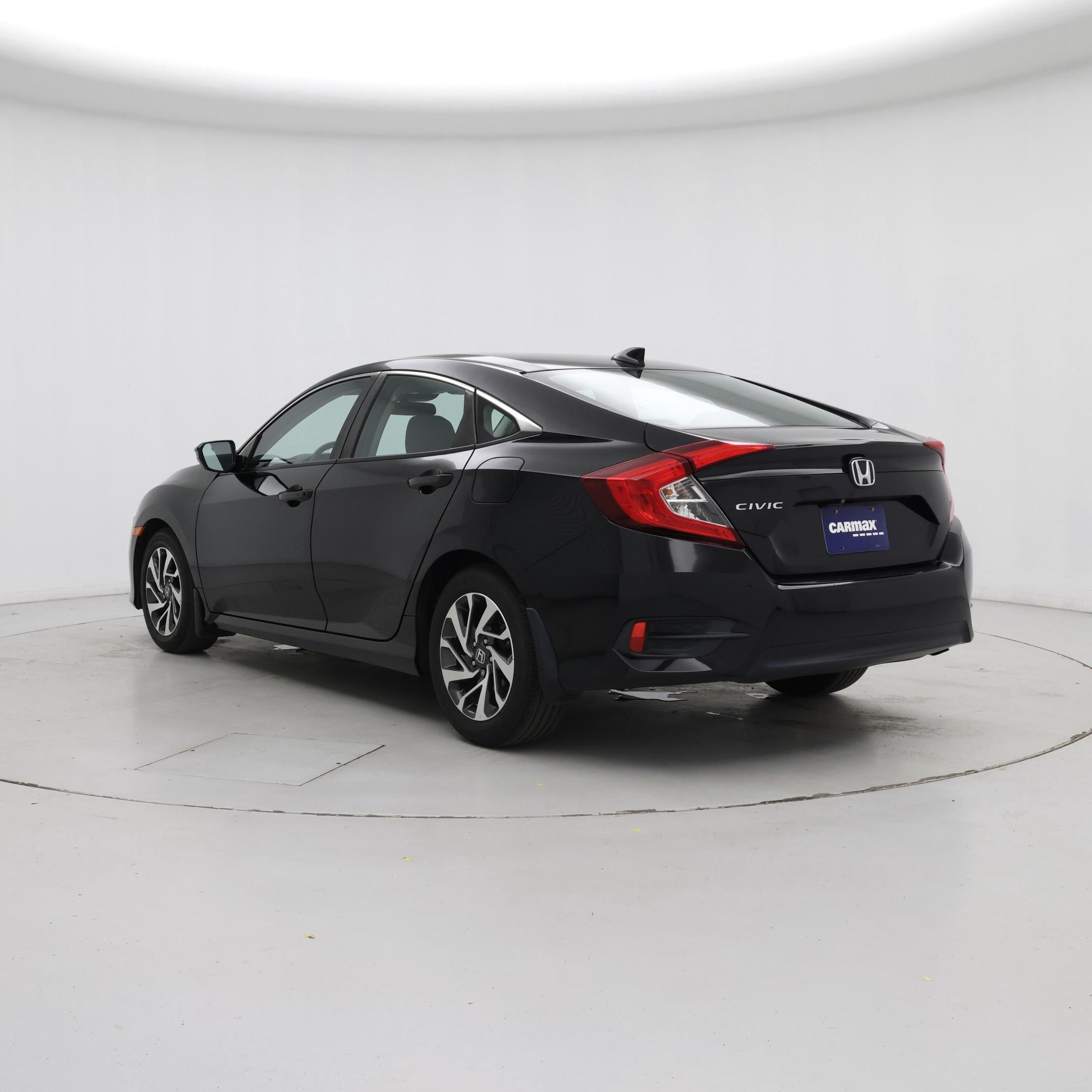 Thumbnail: 2017 Honda Civic - 2