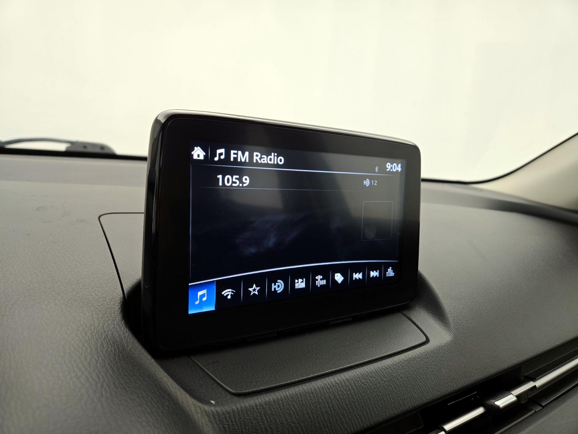 Thumbnail: 2019 Toyota Yaris - 15