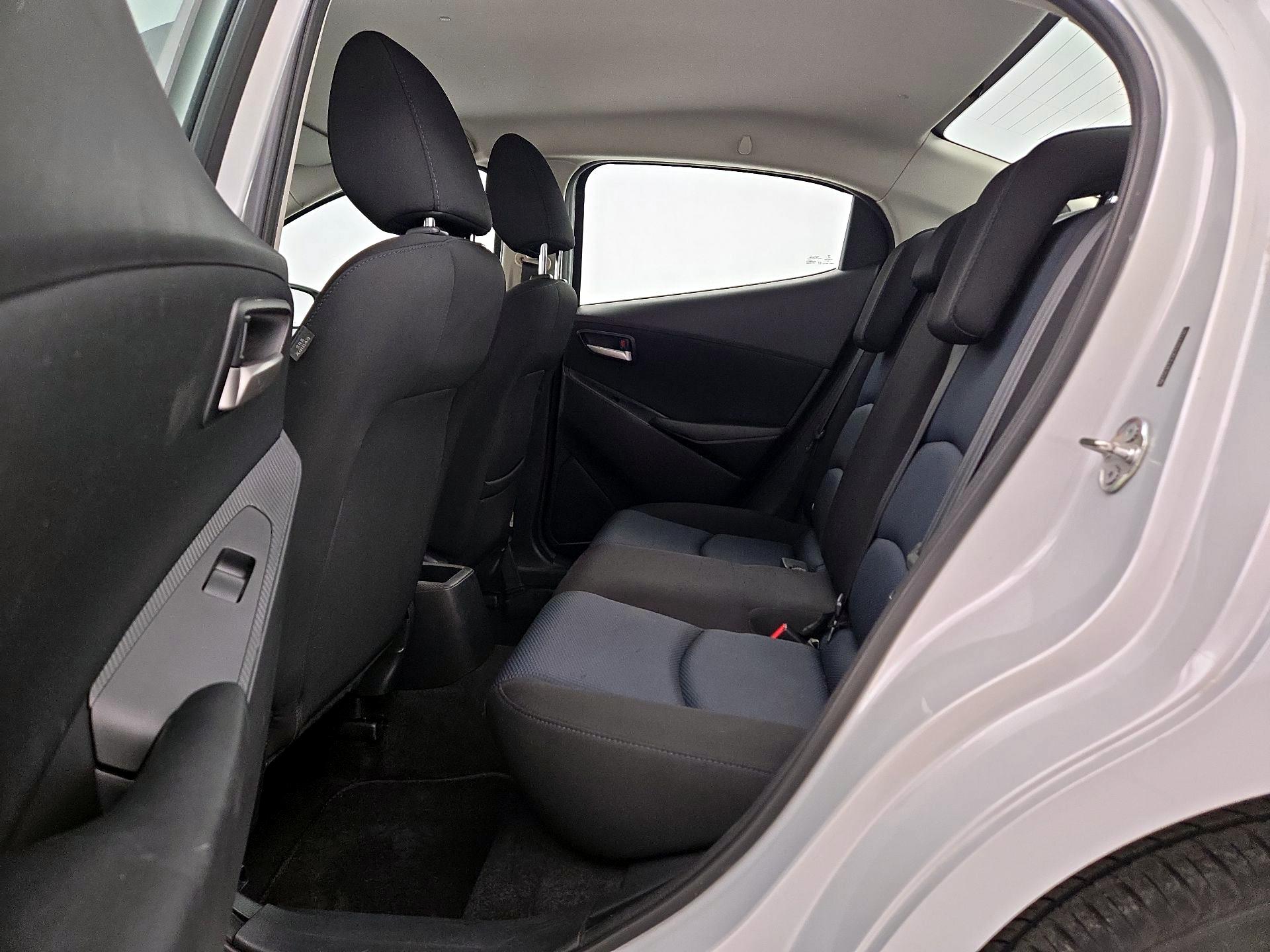 Thumbnail: 2019 Toyota Yaris - 19