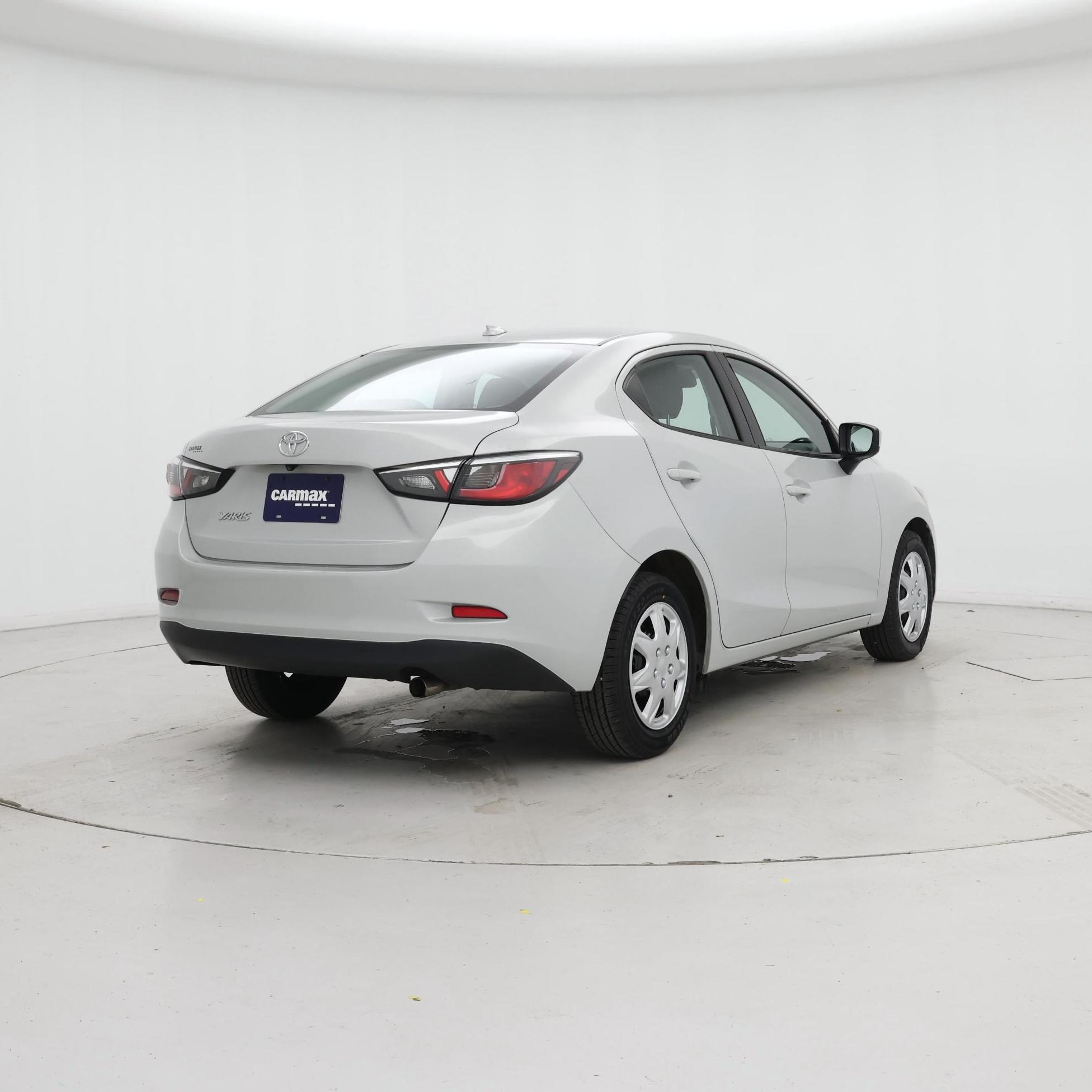 Thumbnail: 2019 Toyota Yaris - 8
