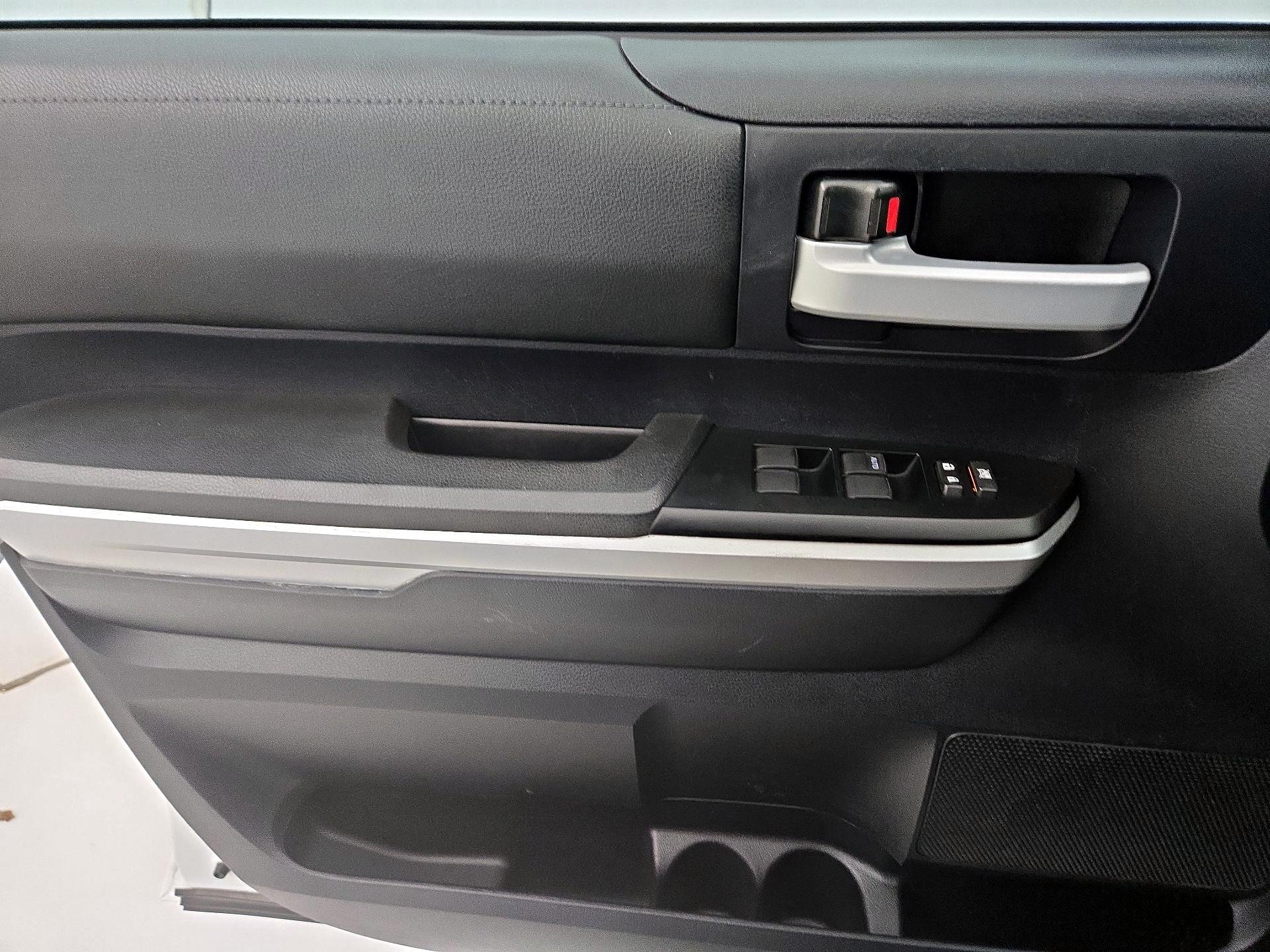 Thumbnail: 2014 Toyota Tundra - 12