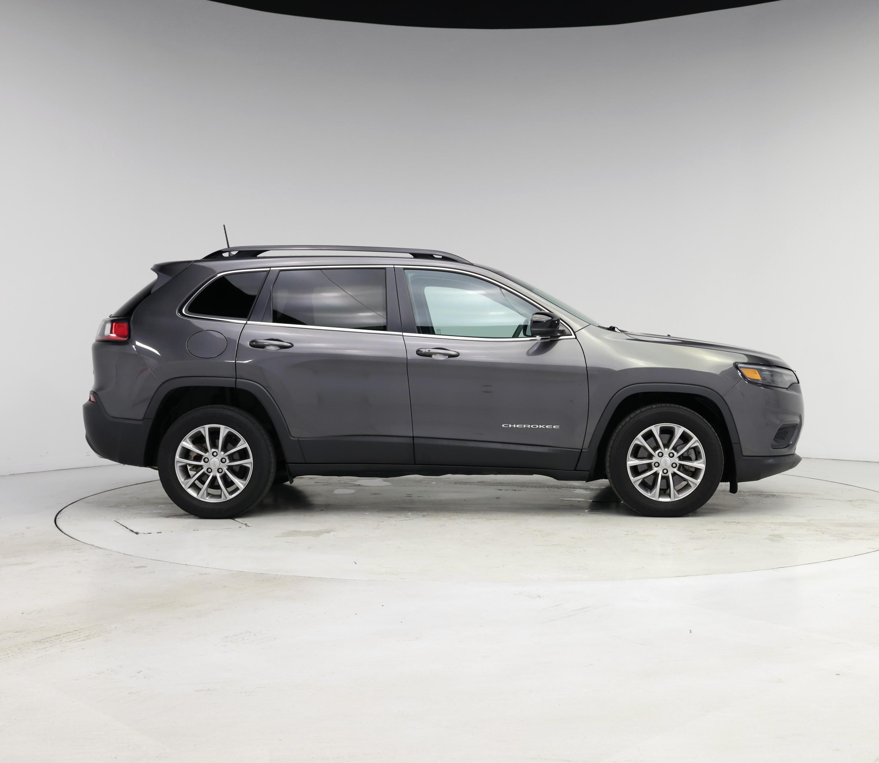 Thumbnail: 2022 Jeep Cherokee - 7