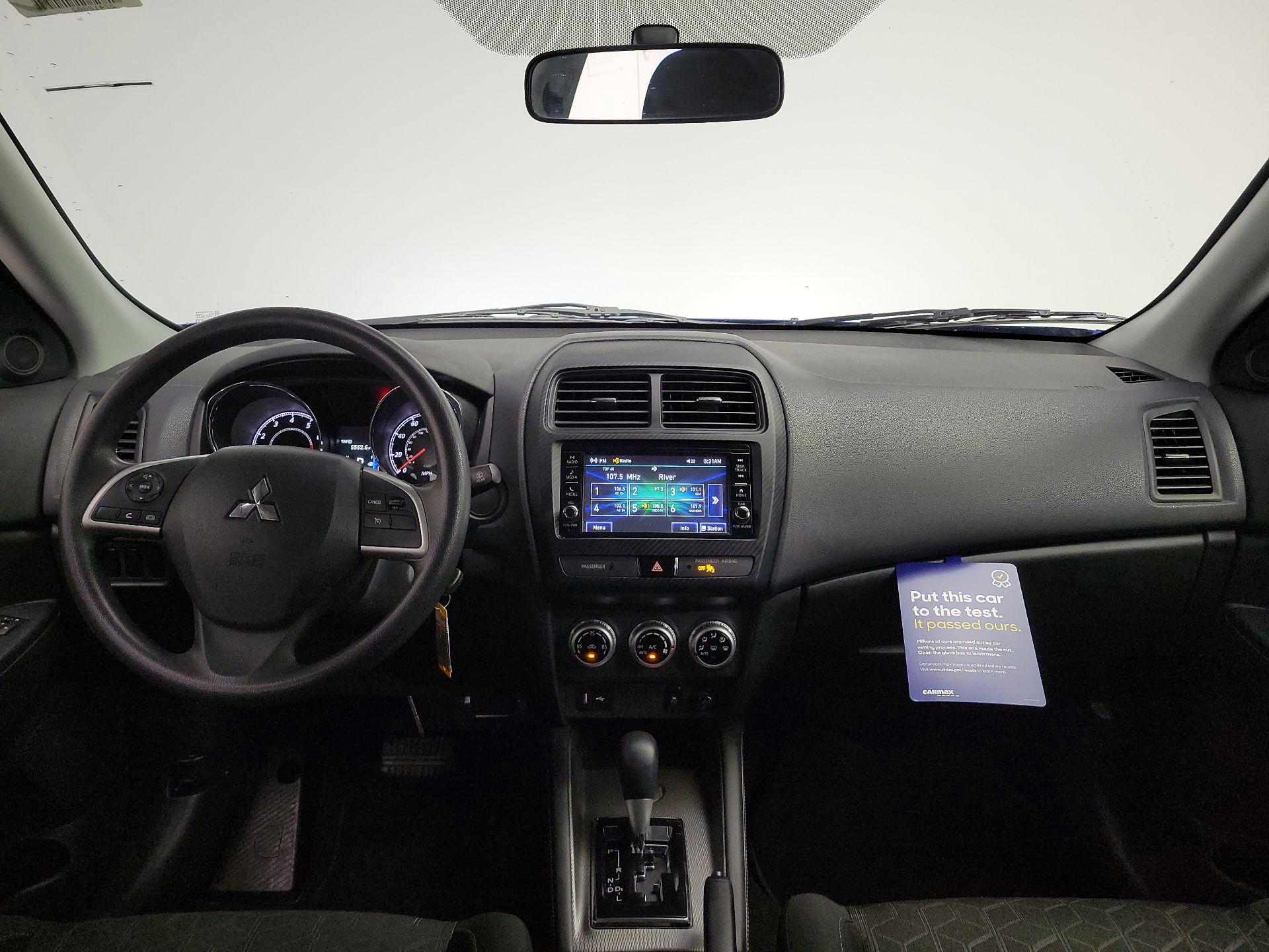 Thumbnail: 2020 Mitsubishi Outlander Sport - 9