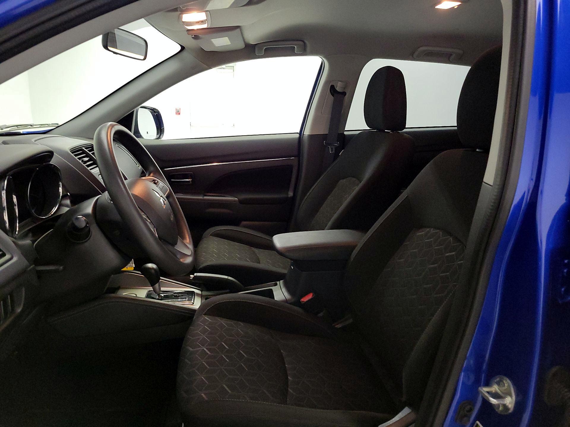 Thumbnail: 2020 Mitsubishi Outlander Sport - 11