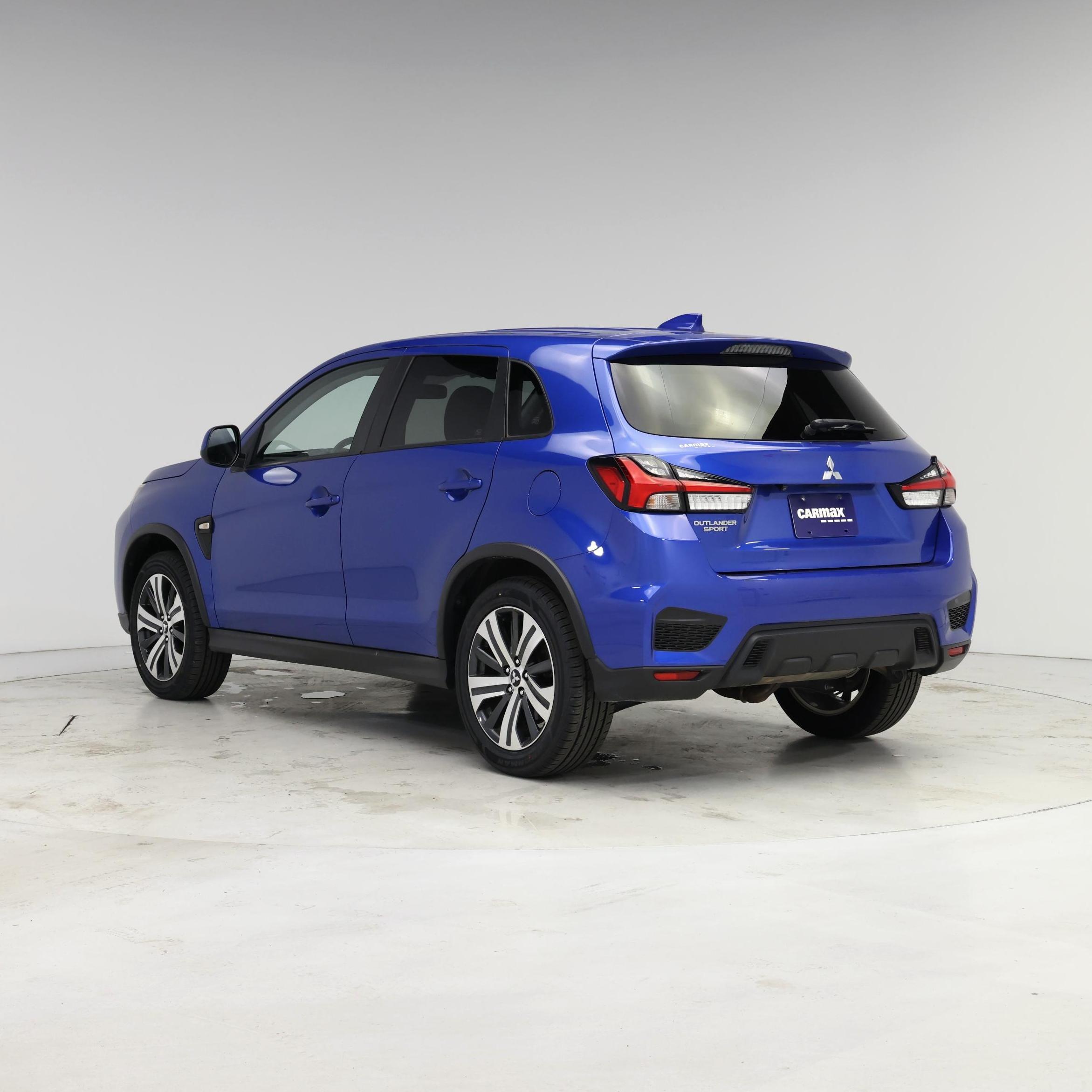 Thumbnail: 2020 Mitsubishi Outlander Sport - 2