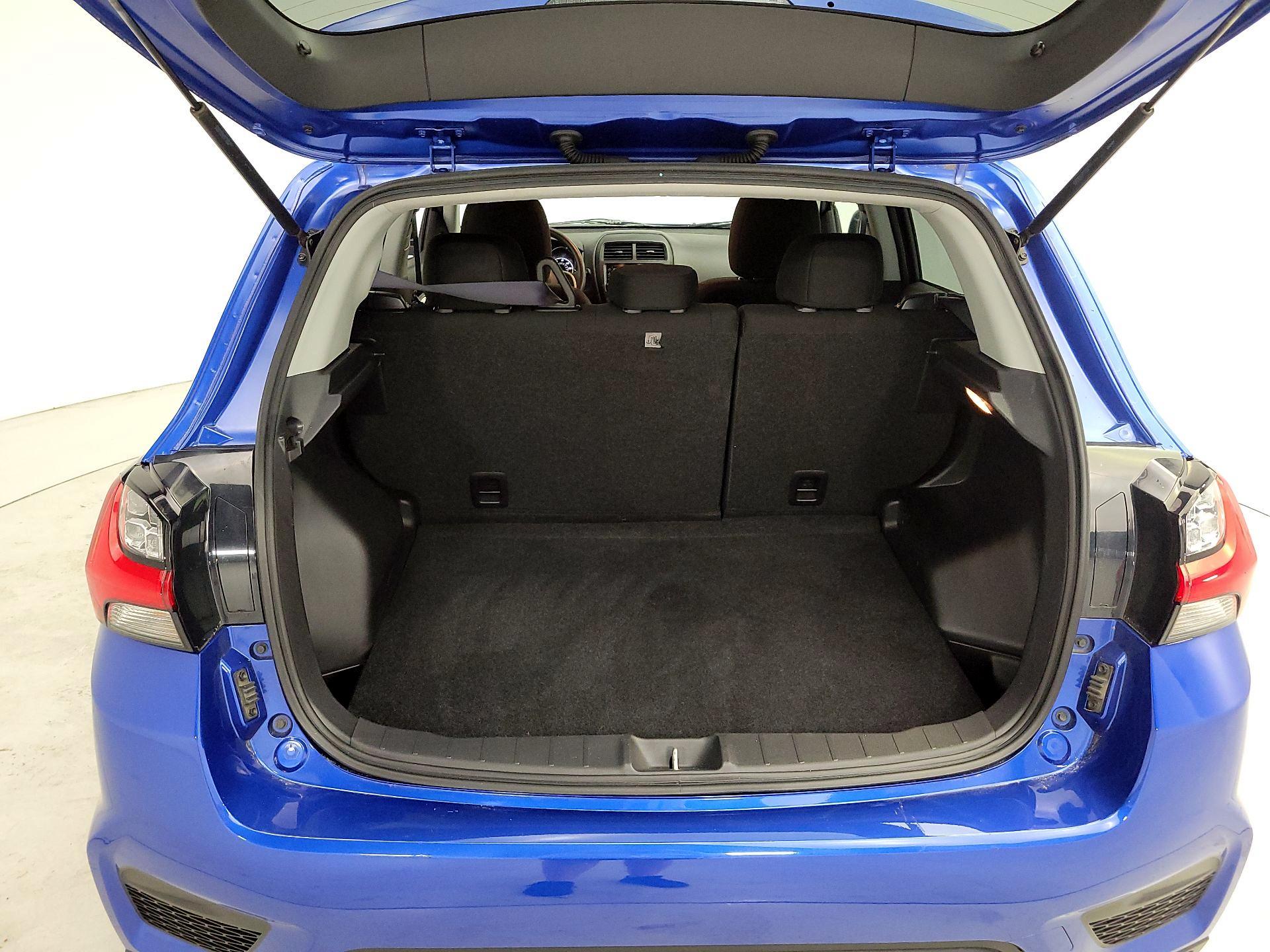 Thumbnail: 2020 Mitsubishi Outlander Sport - 19