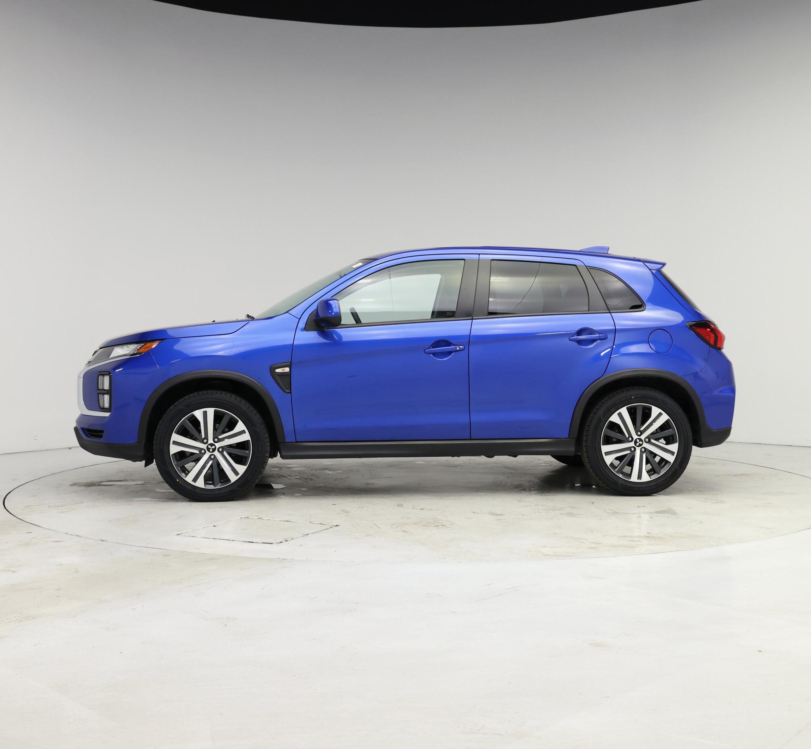 Thumbnail: 2020 Mitsubishi Outlander Sport - 3
