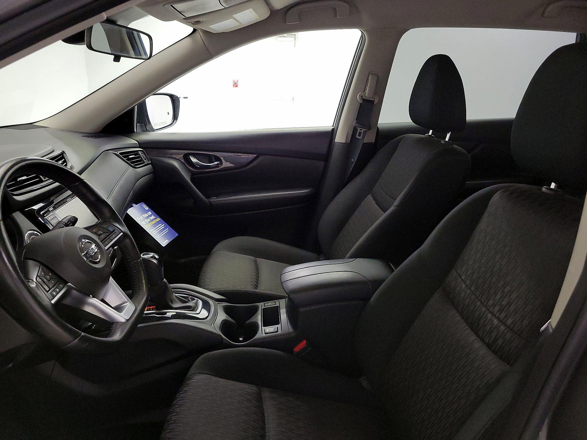 Thumbnail: 2019 Nissan Rogue - 11